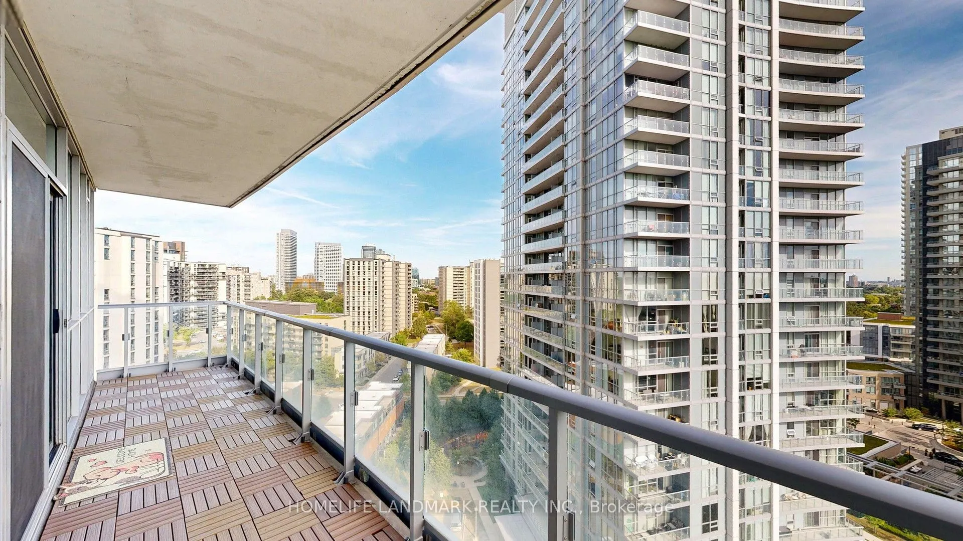 66 Forest Manor Road, #1208