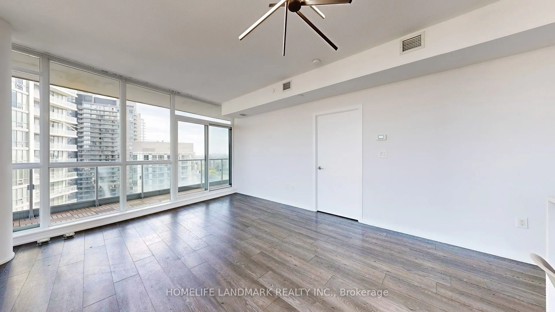 66 Forest Manor Road, #1208