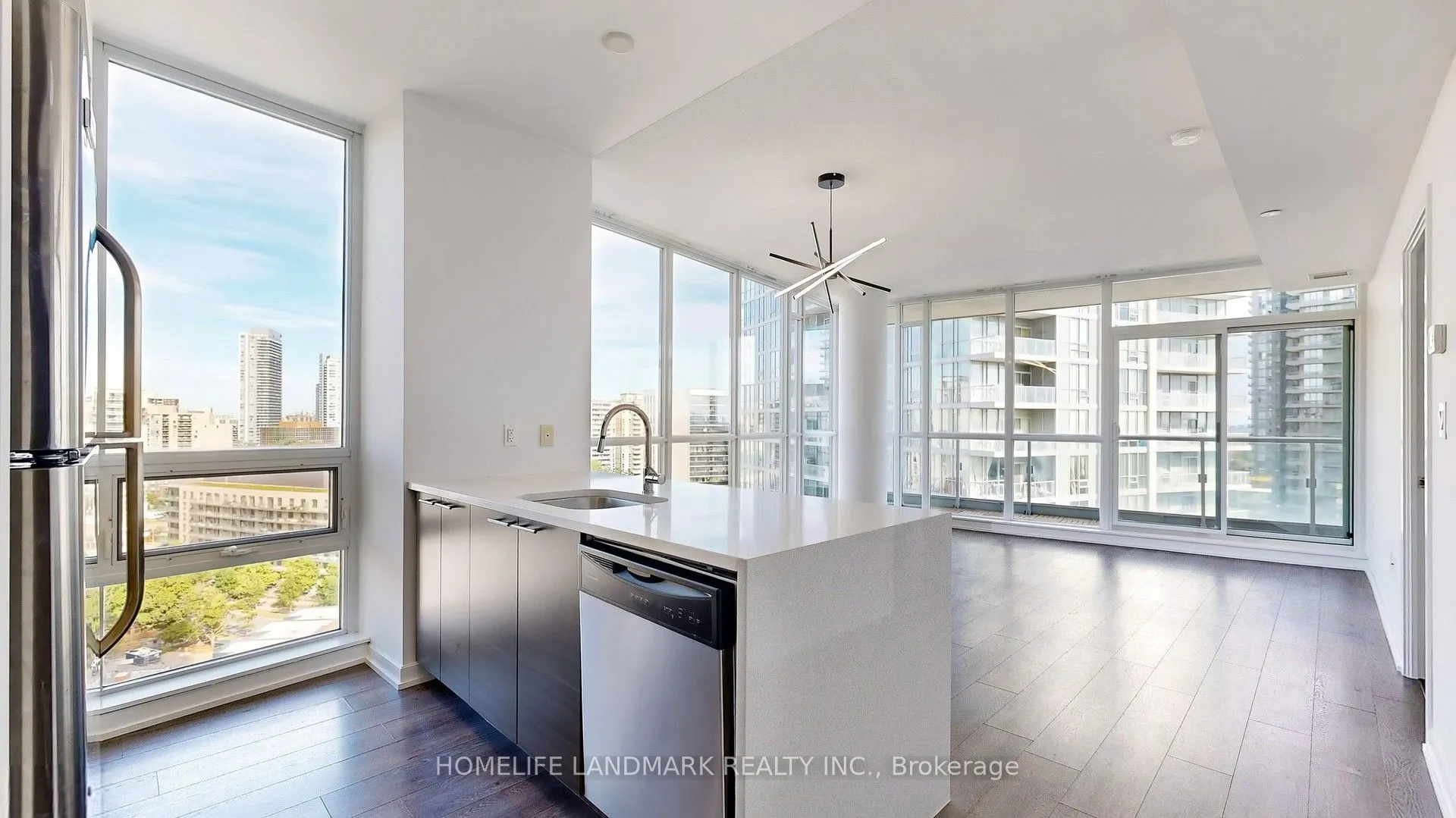 66 Forest Manor Road, #1208