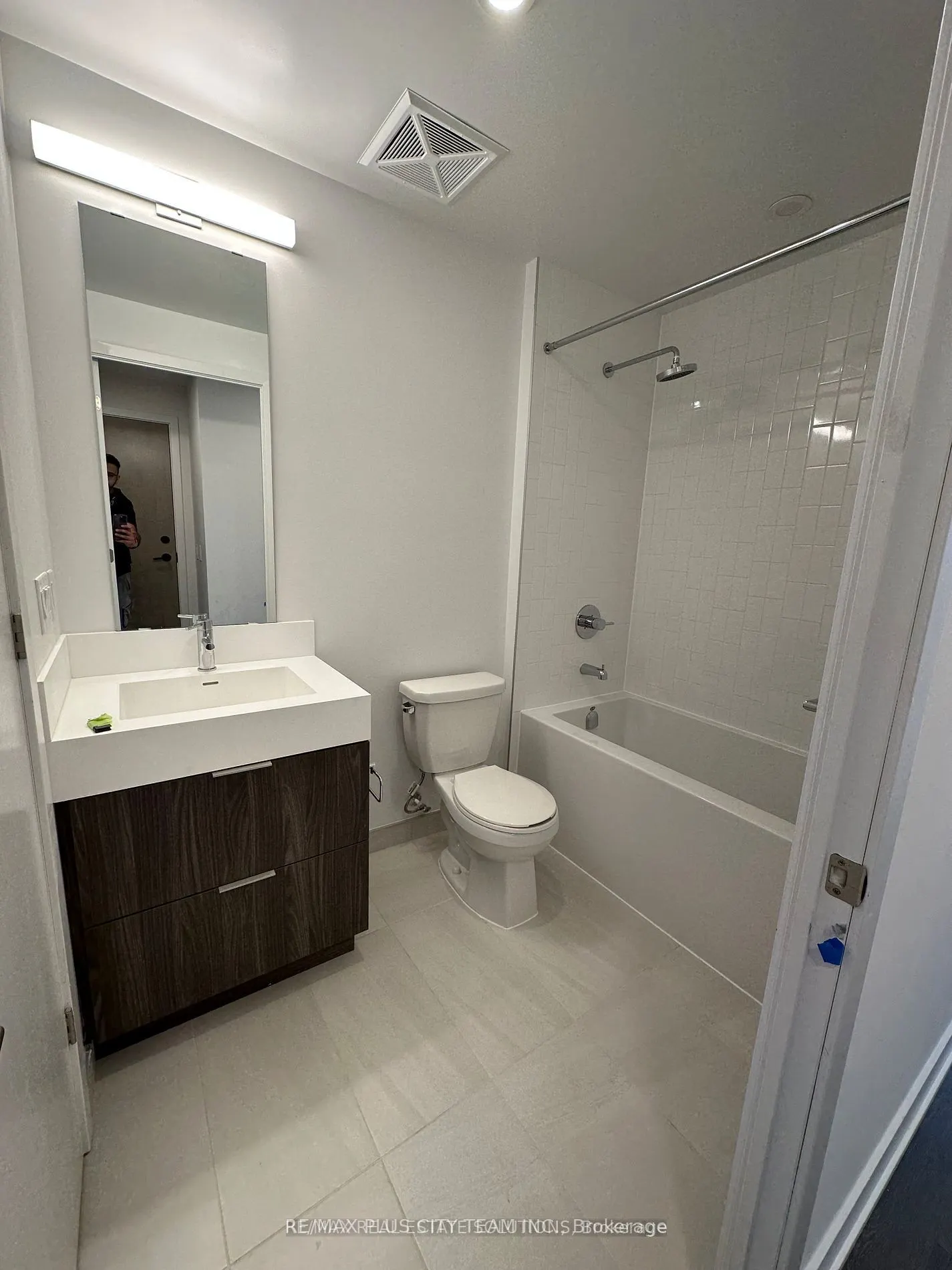130 River Street, #2808