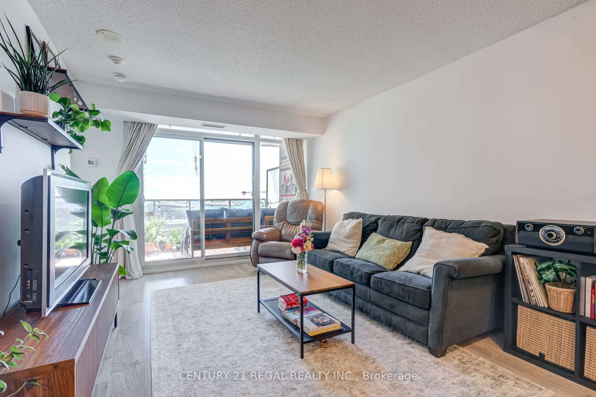 125 Western Battery Road, #1708