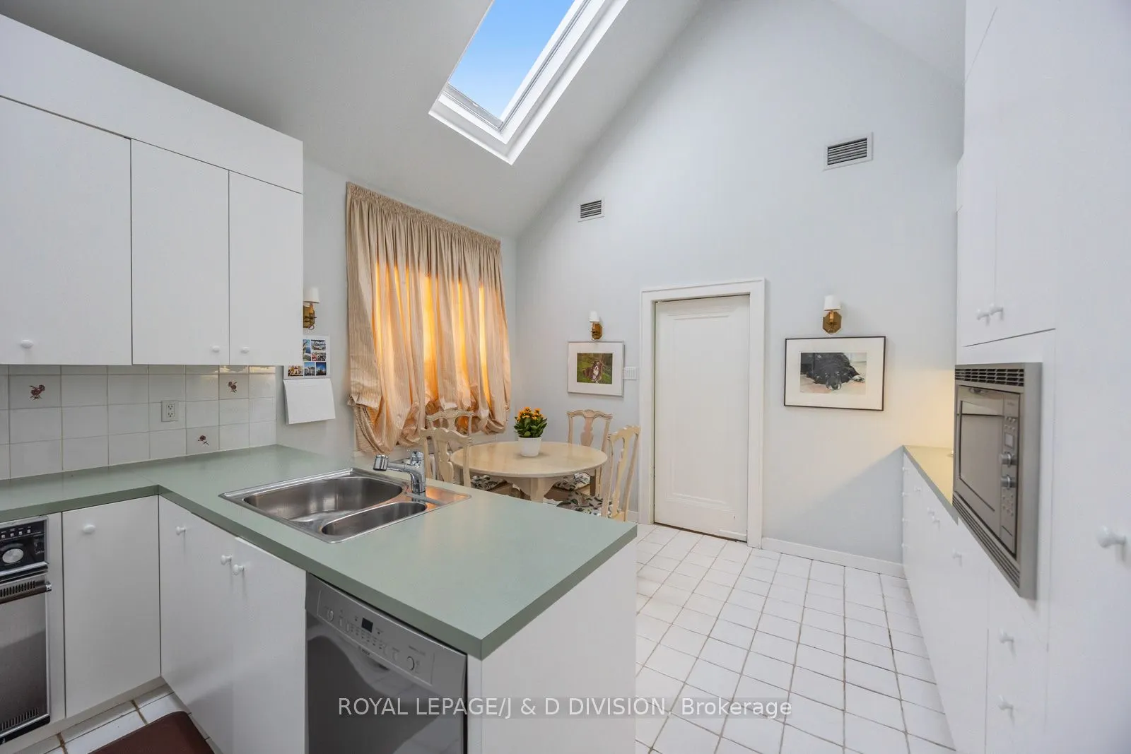 4 Highbourne Road