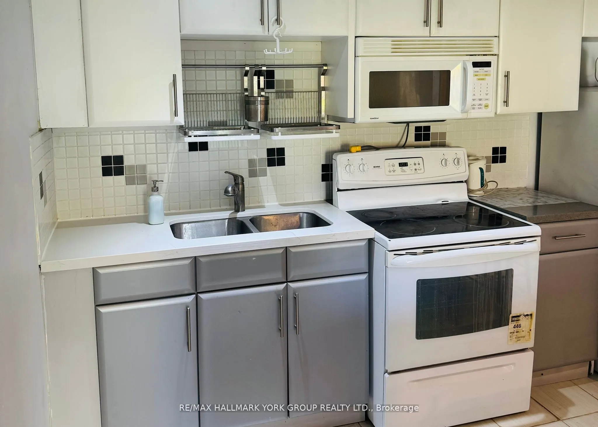 9 Micmac Crescent, #Lower