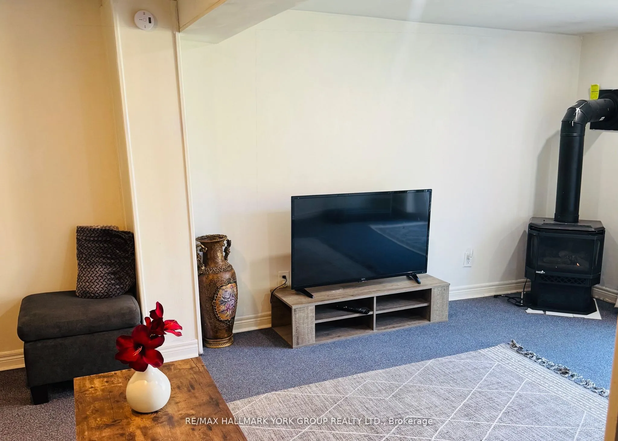 9 Micmac Crescent, #Lower