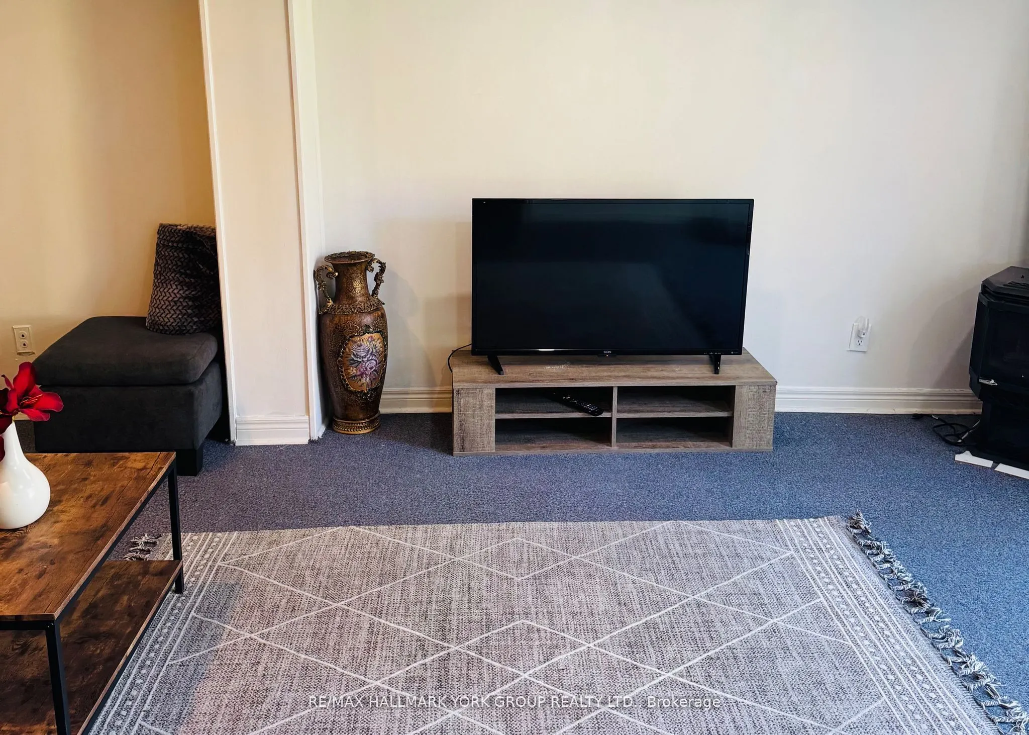 9 Micmac Crescent, #Lower