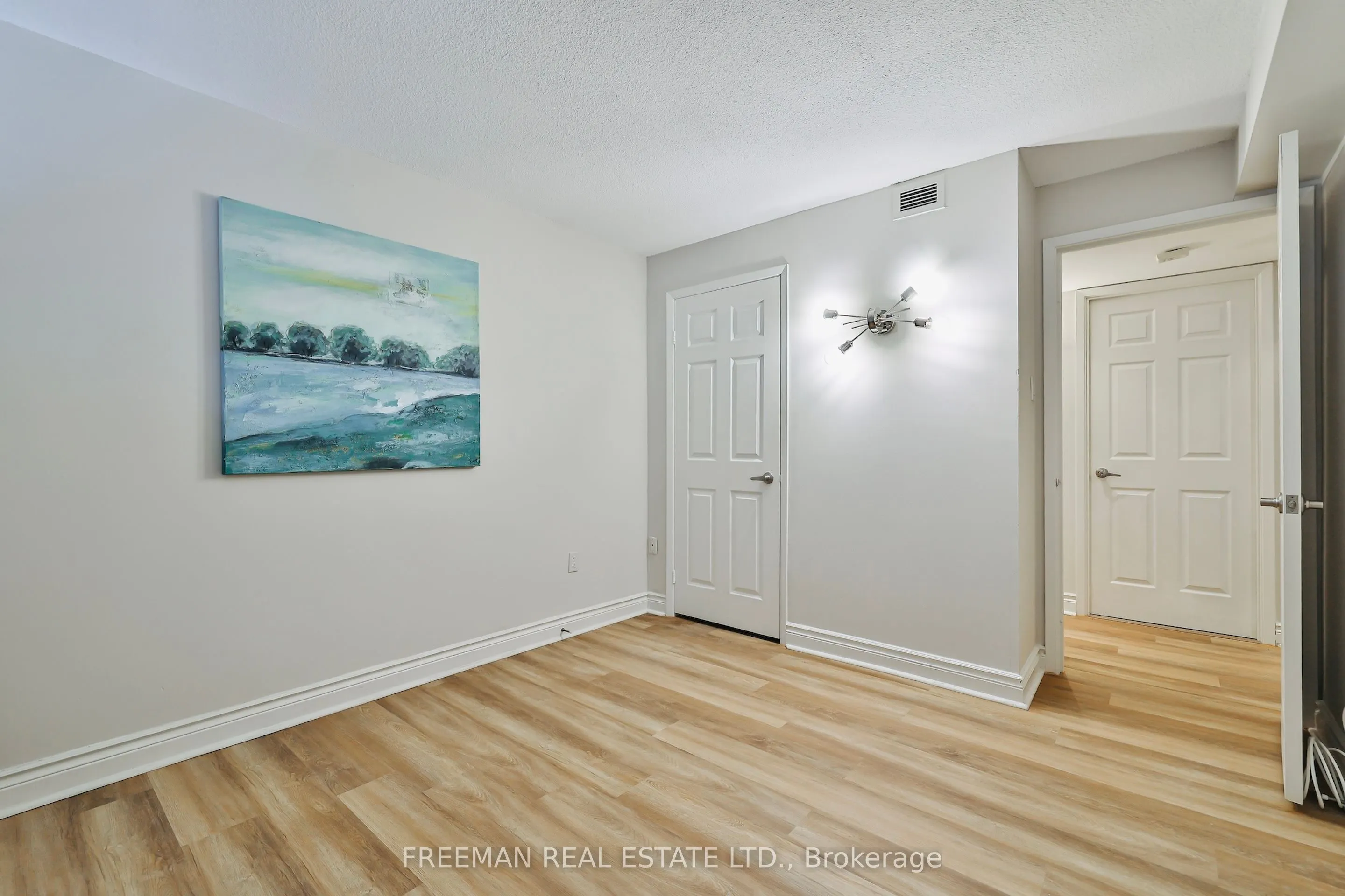 360 Bloor Street E, #204