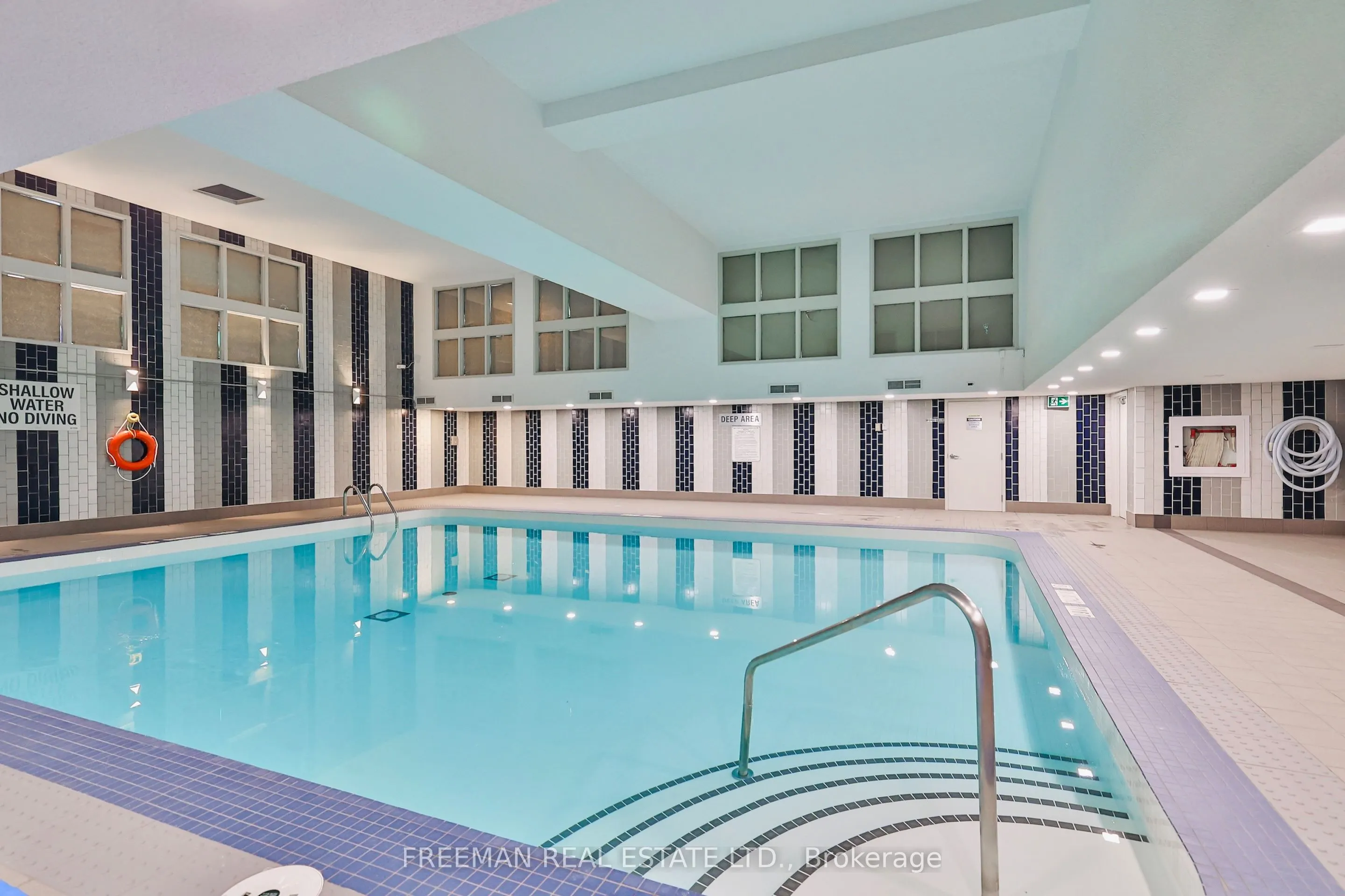360 Bloor Street E, #204