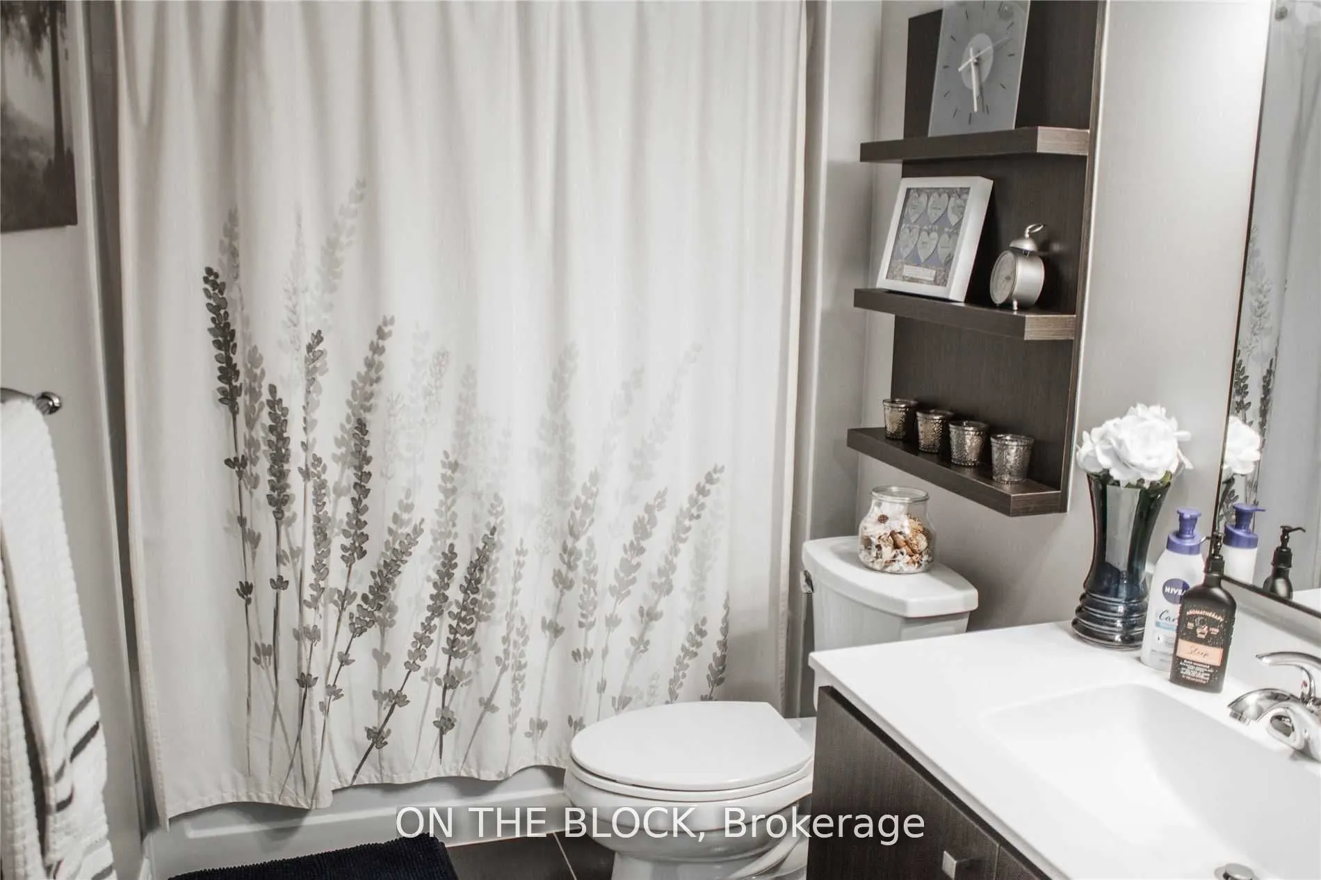2015 Sheppard Avenue E, #2306