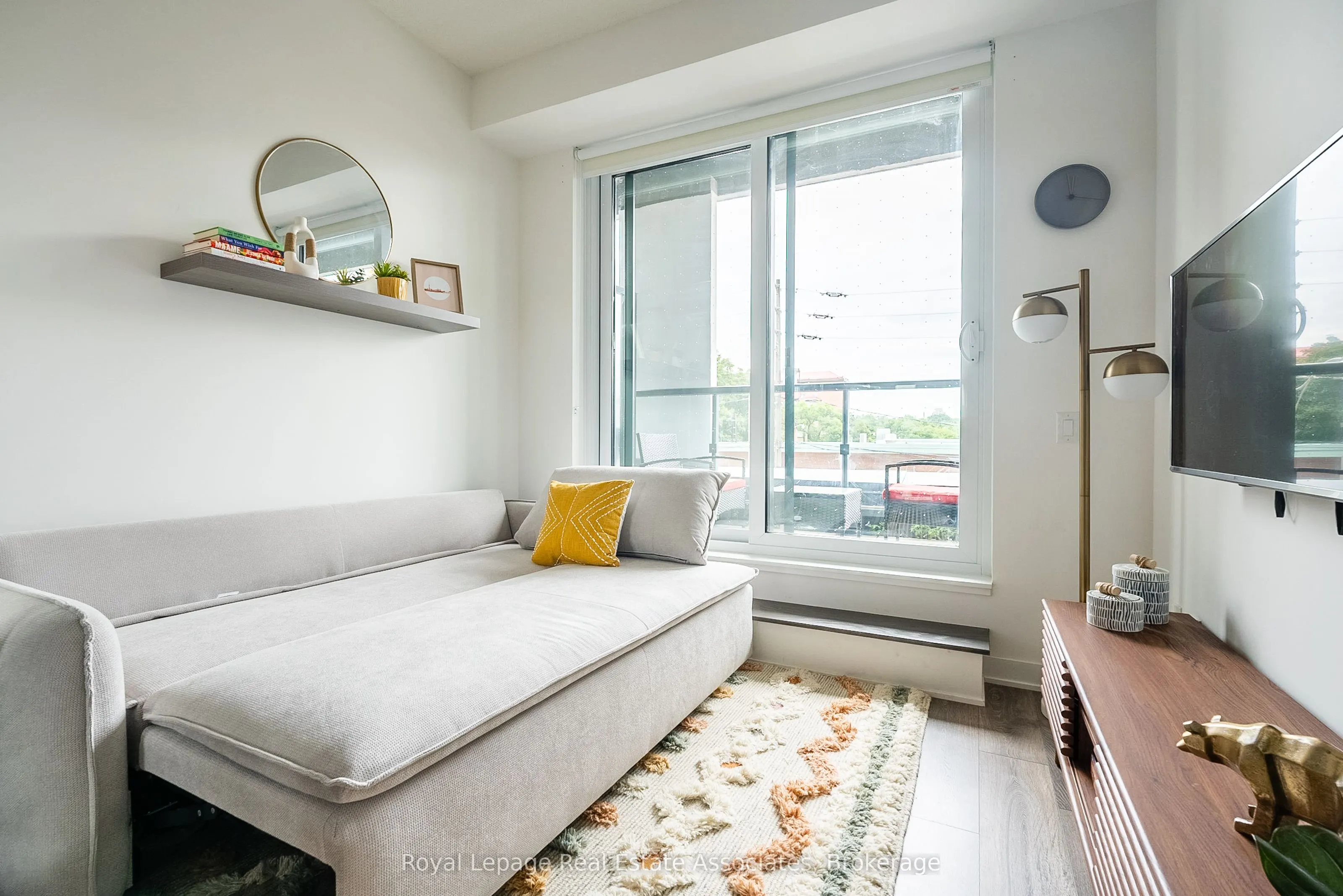 130 River Street, #204