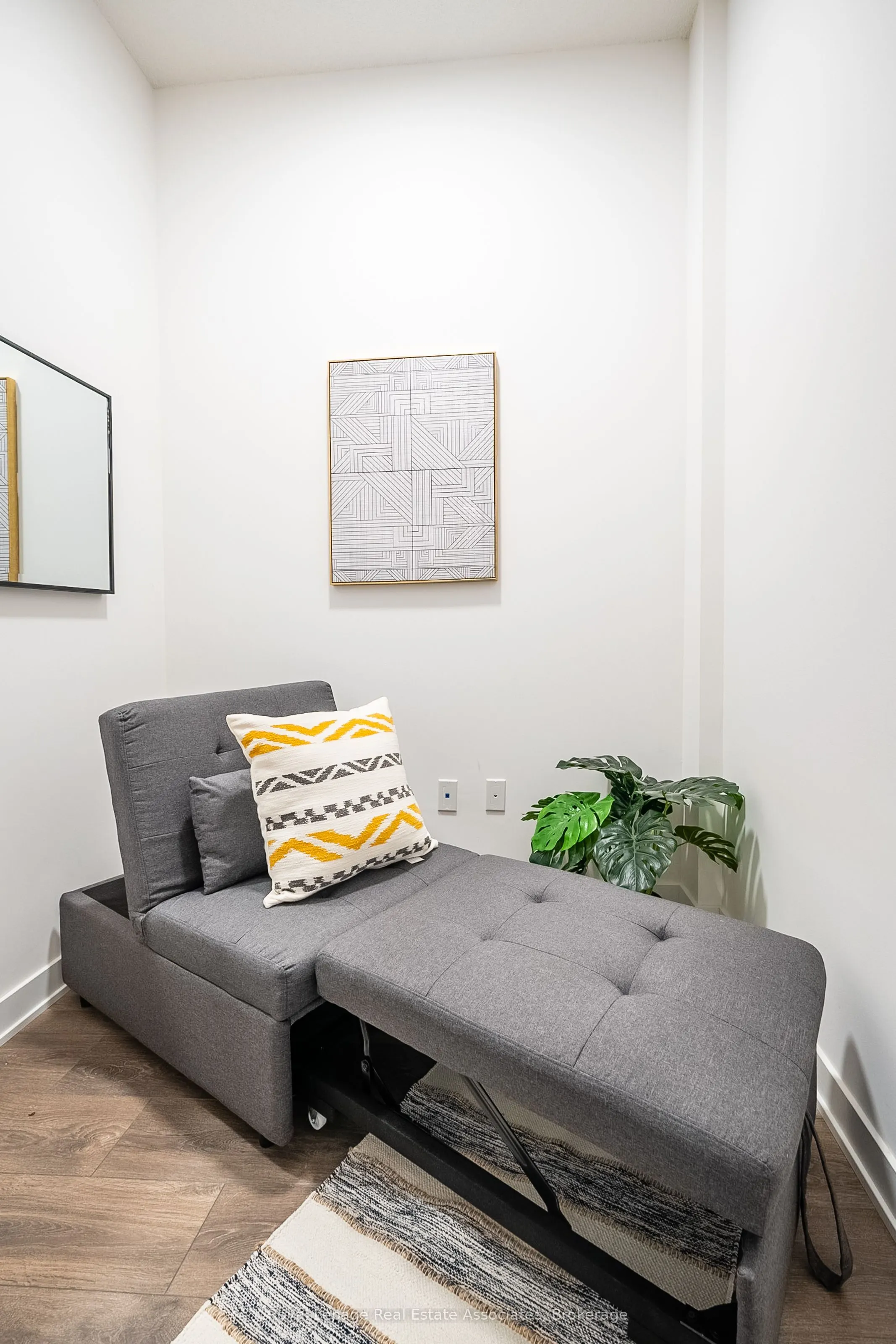 130 River Street, #204