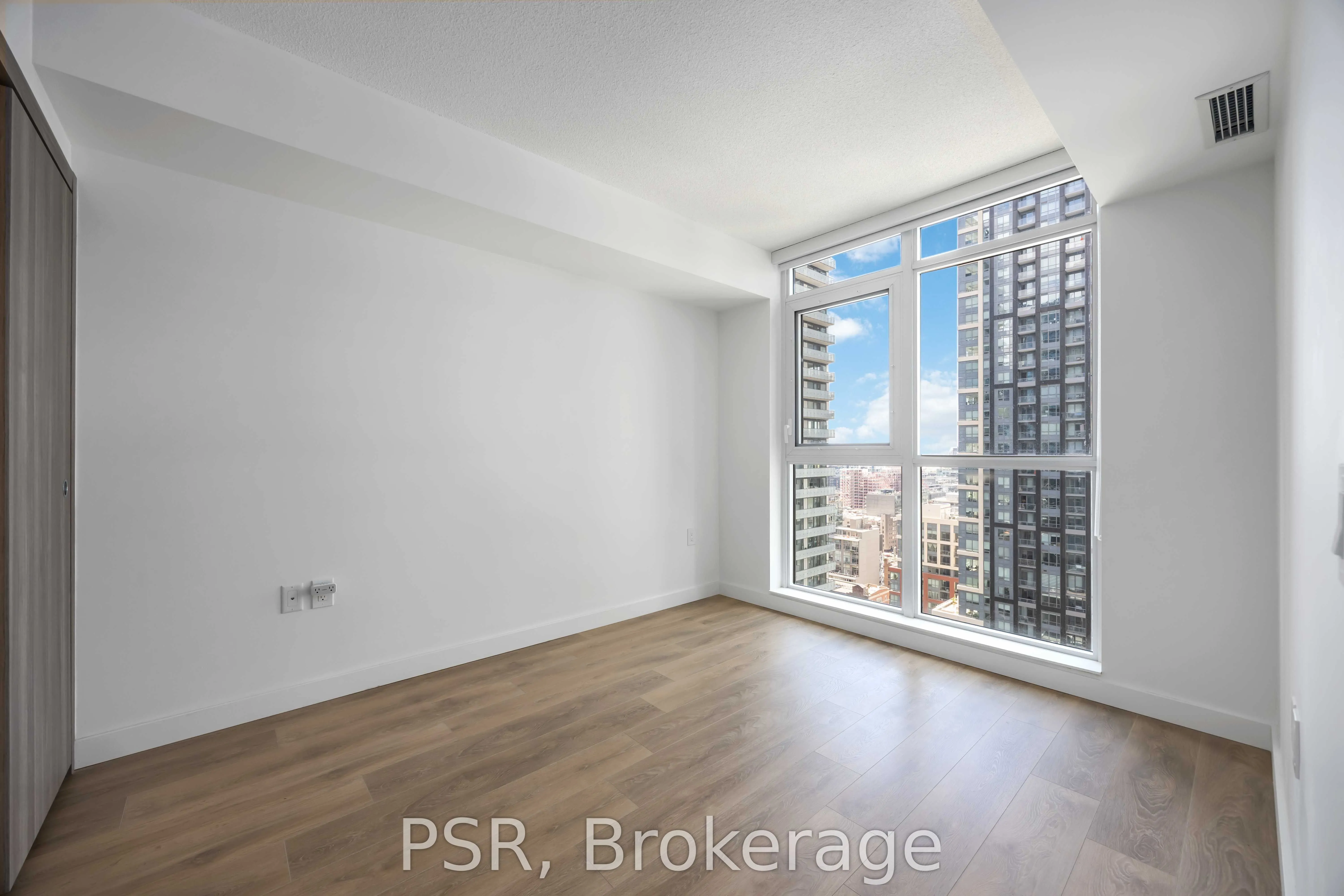 38 Widmer Street, #2910