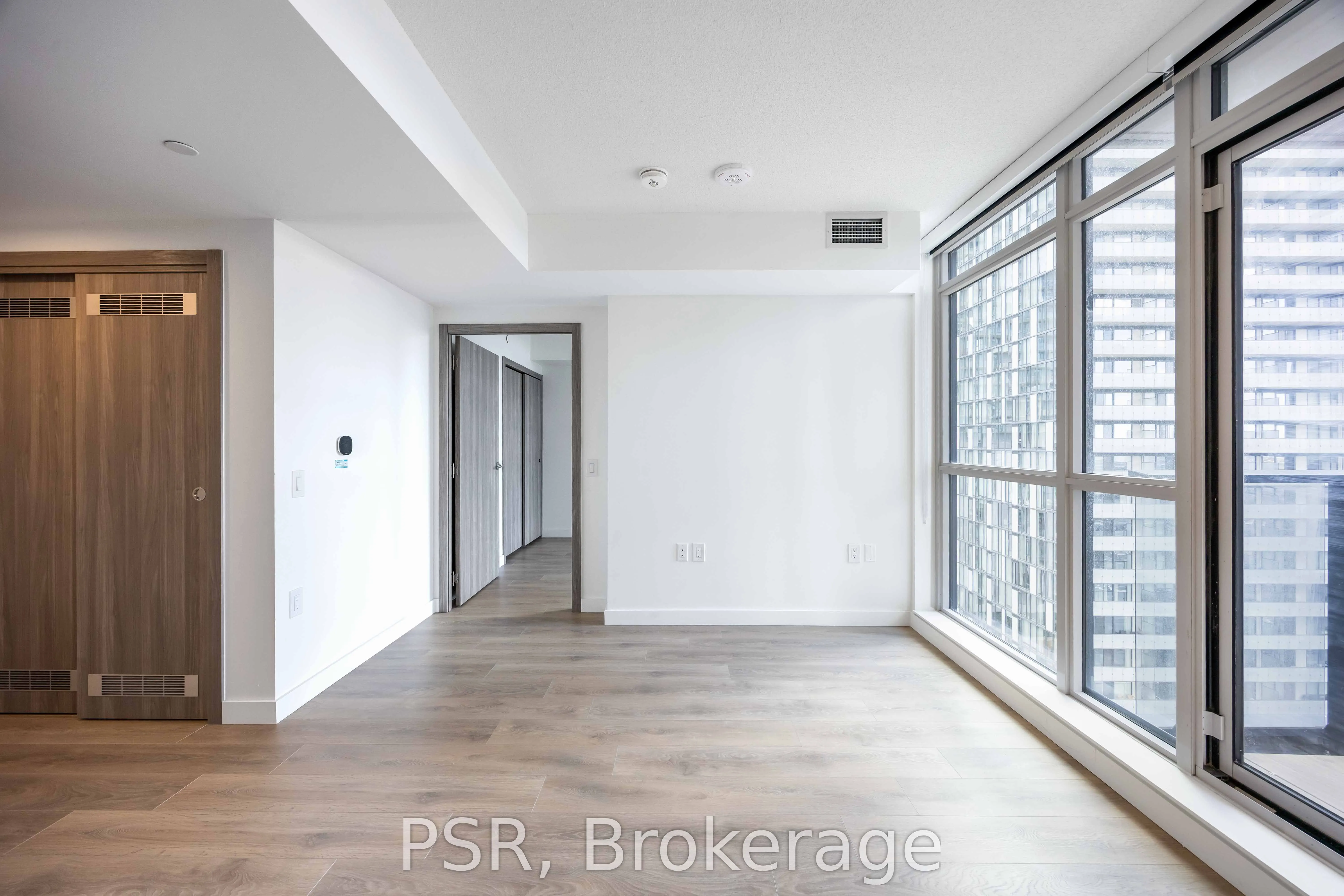 38 Widmer Street, #2910