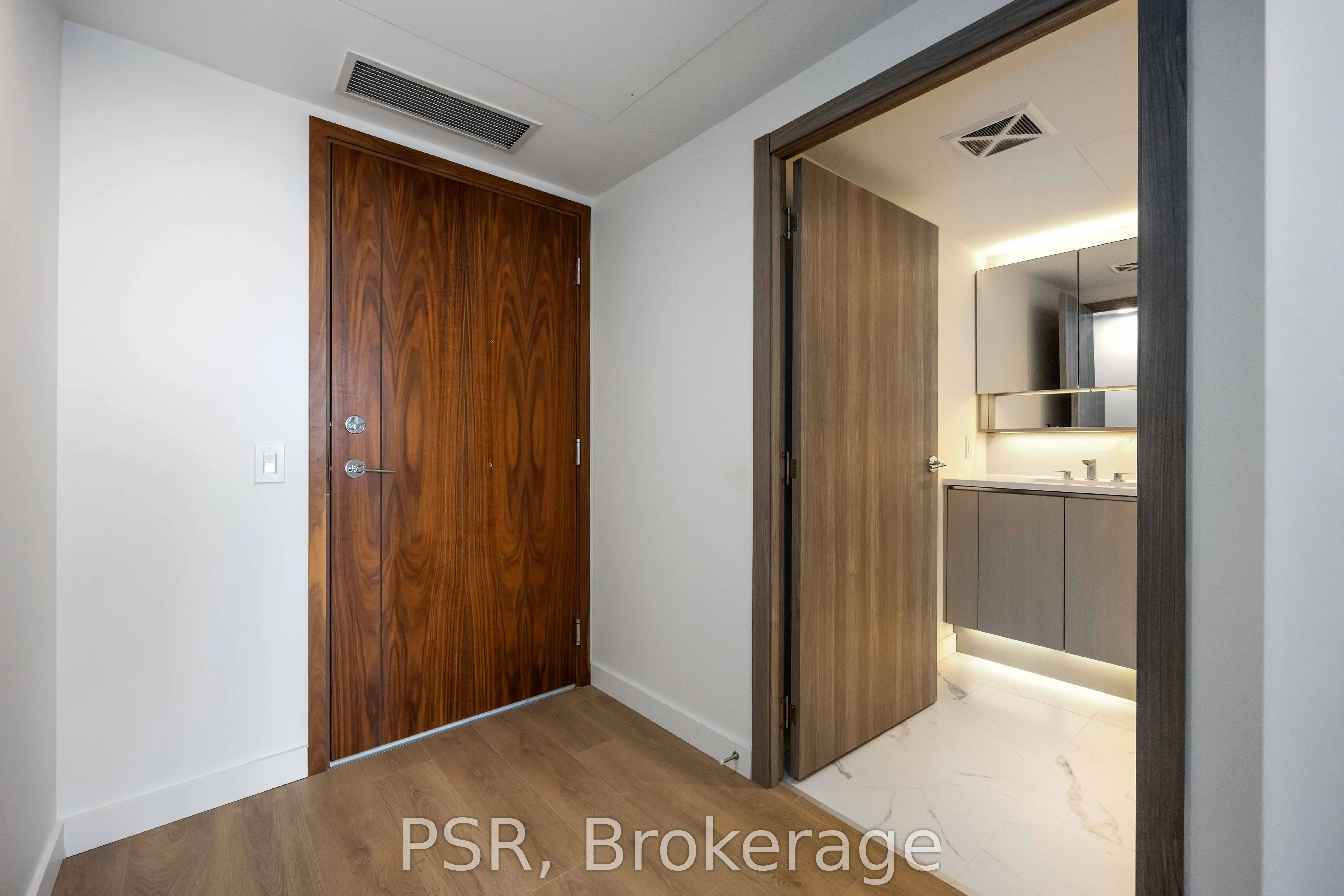 38 Widmer Street, #2910
