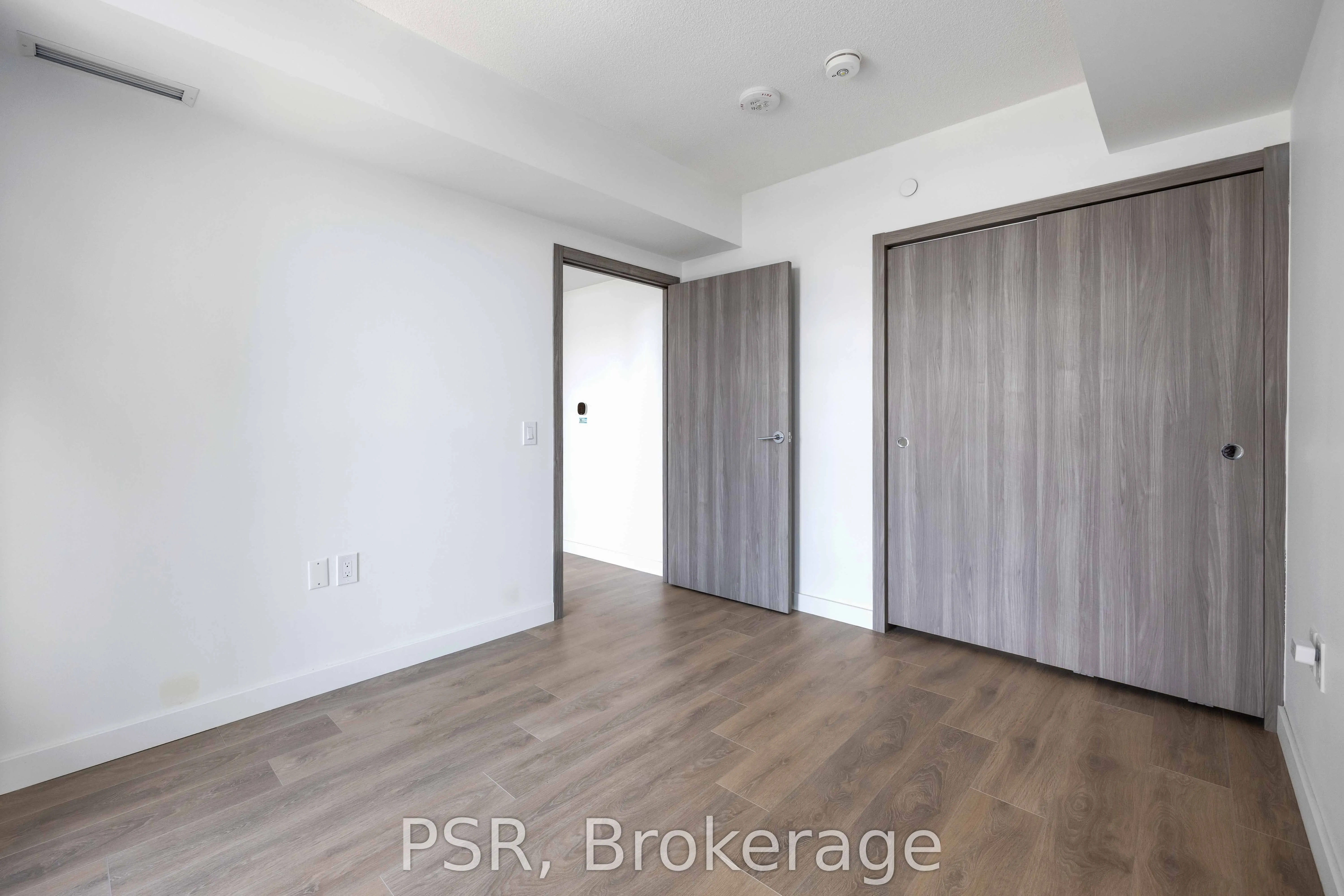 38 Widmer Street, #2910