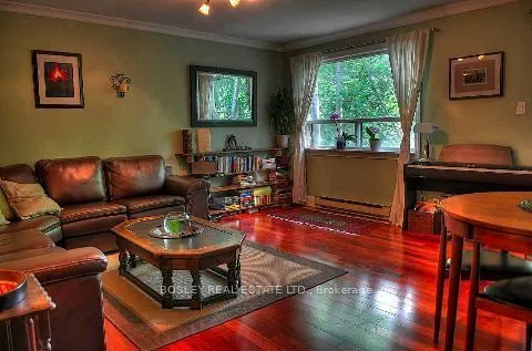 33 Lorindale Avenue, ##2 (UPPER)