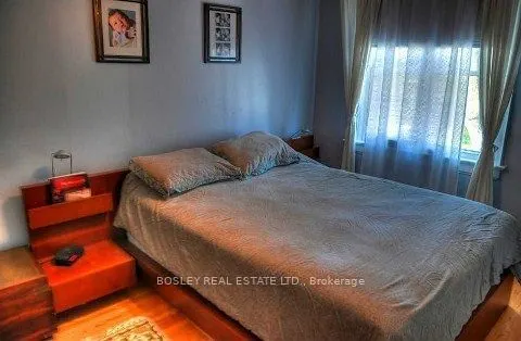 33 Lorindale Avenue, ##2 (UPPER)