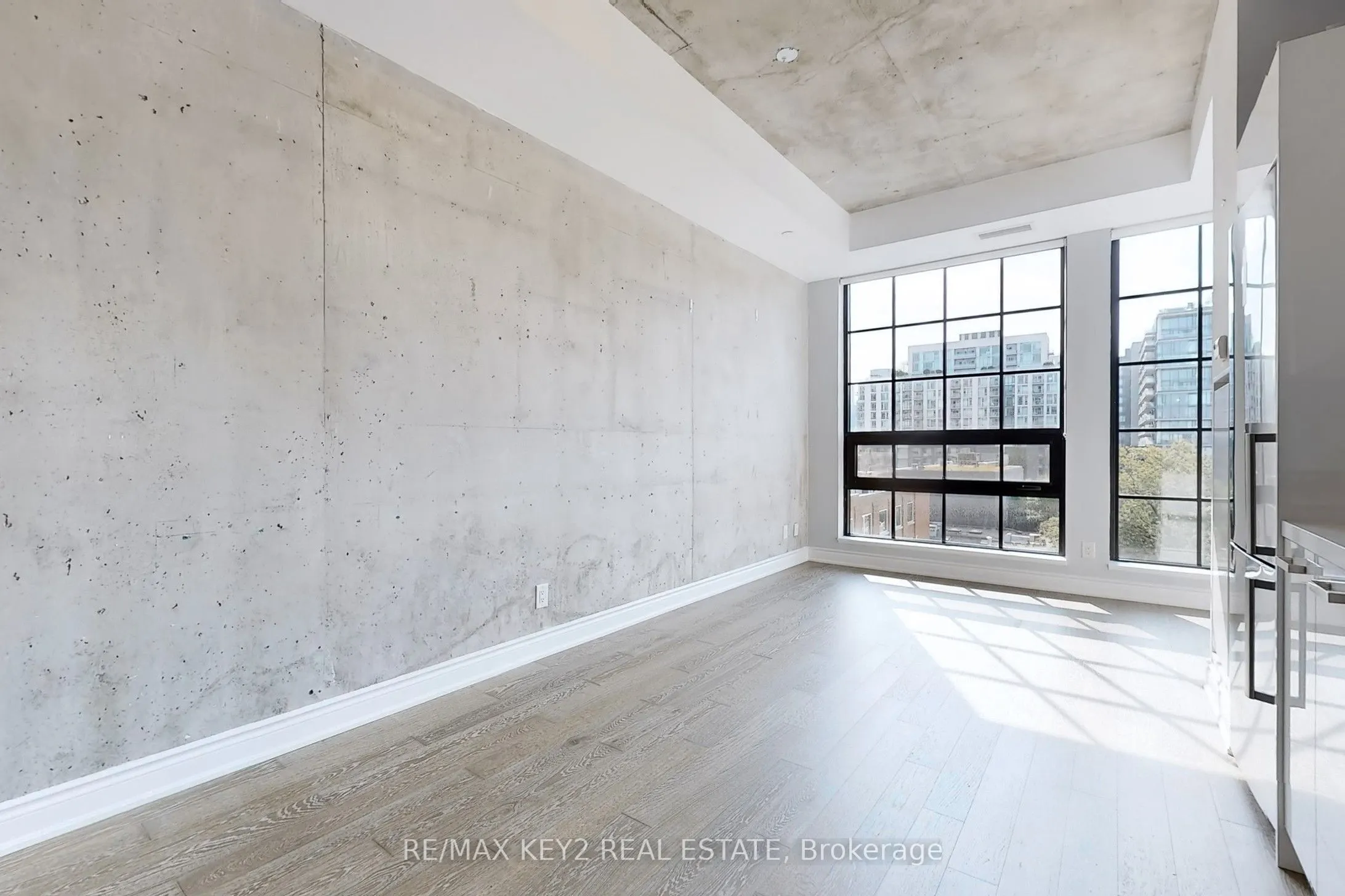 608 Richmond Street W, #615