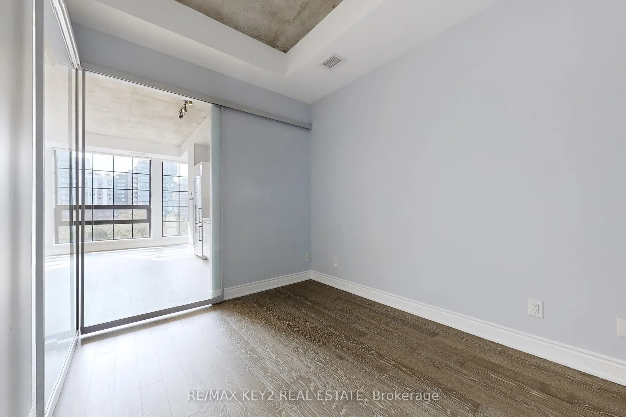 608 Richmond Street W, #615