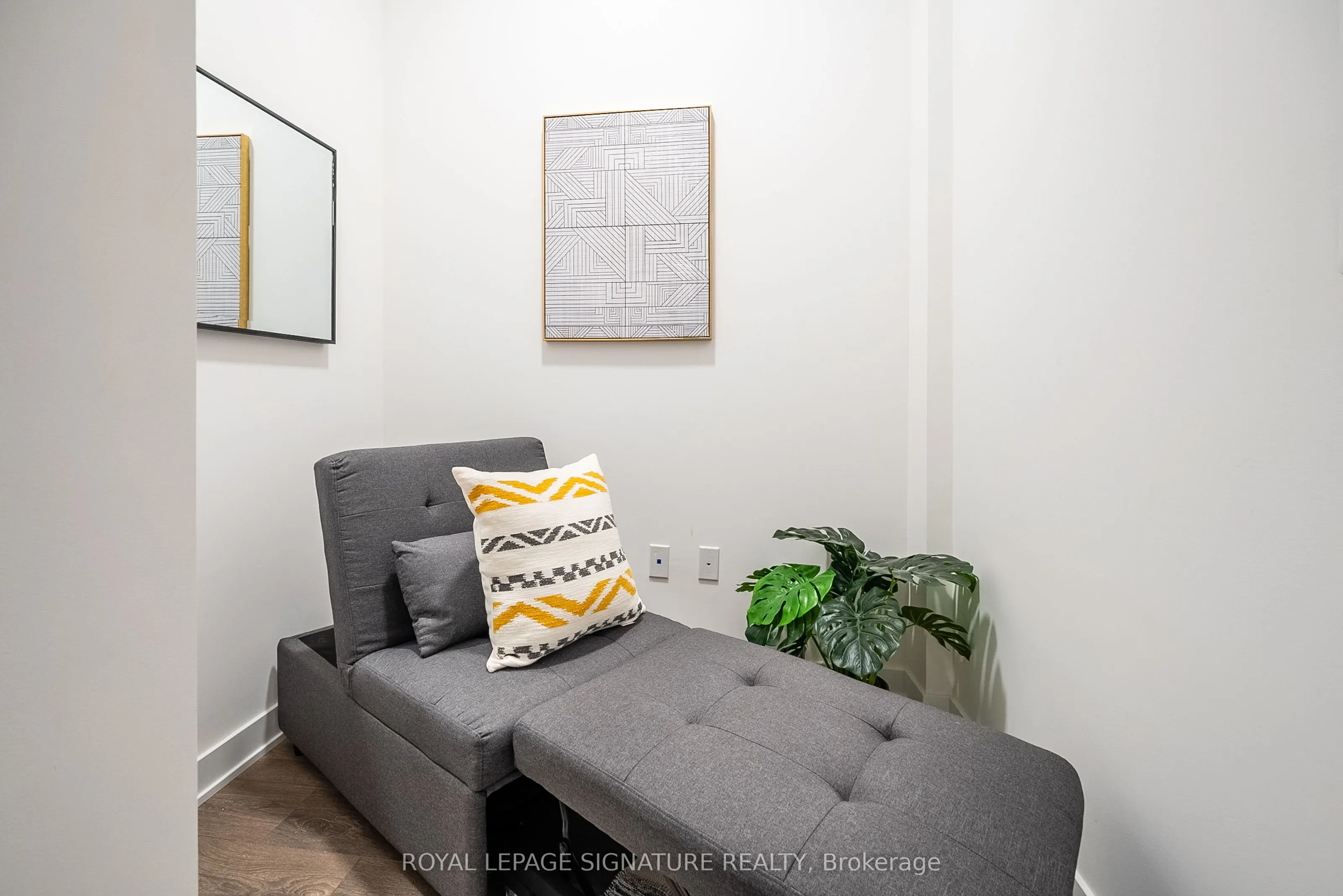 130 River Street, #204