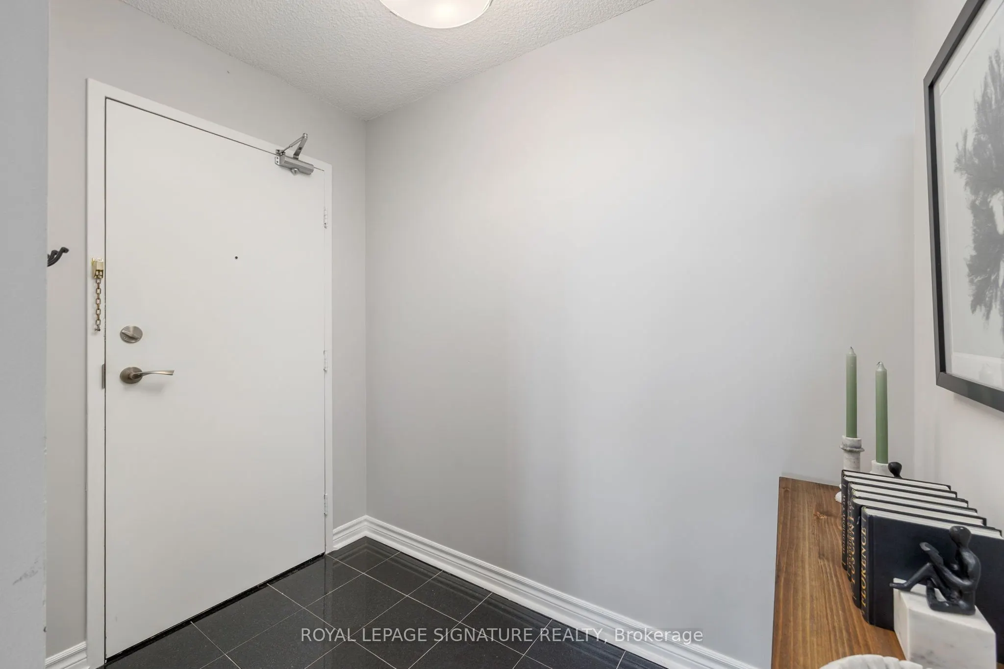 3300 Don Mills Road, #1107