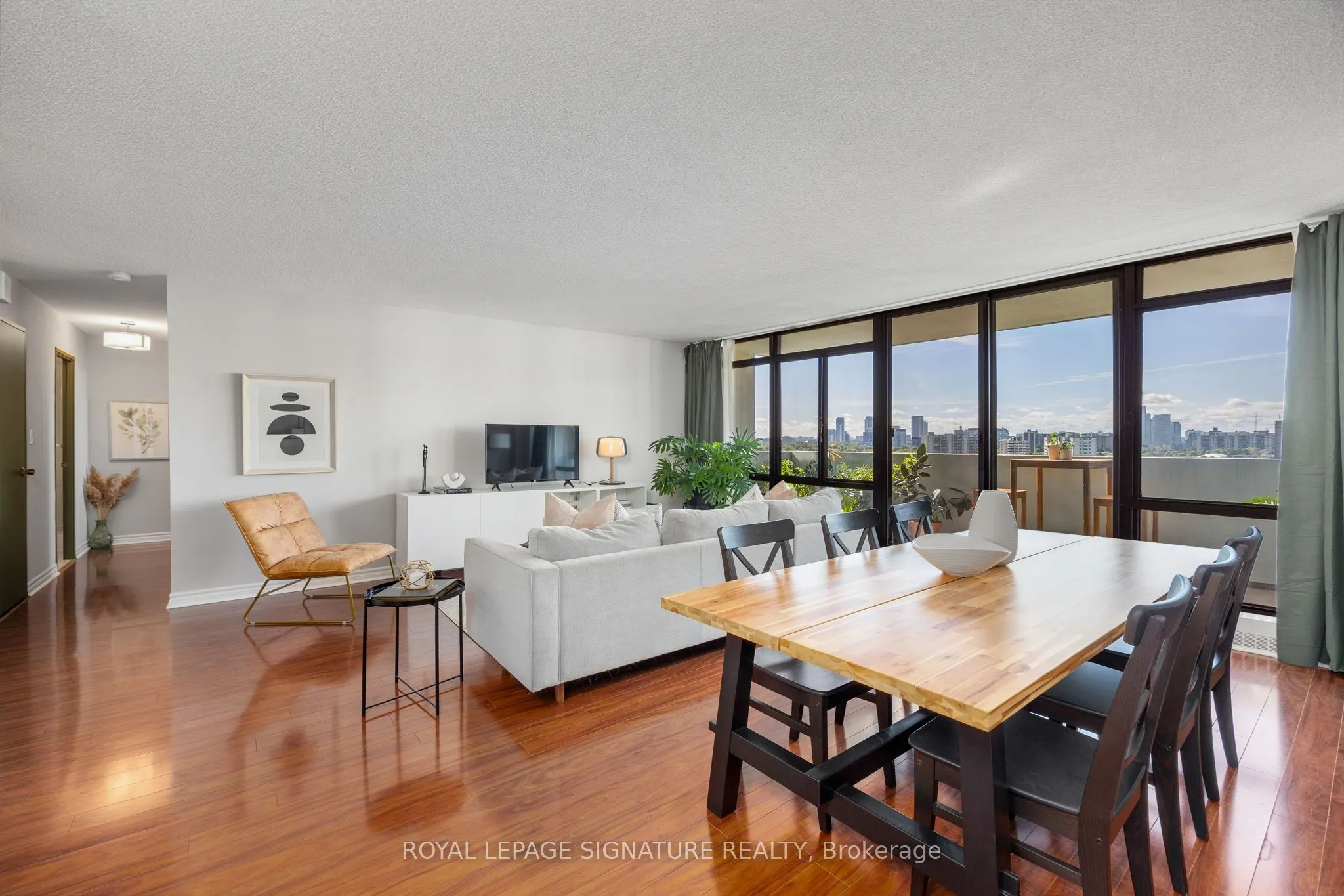 3300 Don Mills Road, #1107
