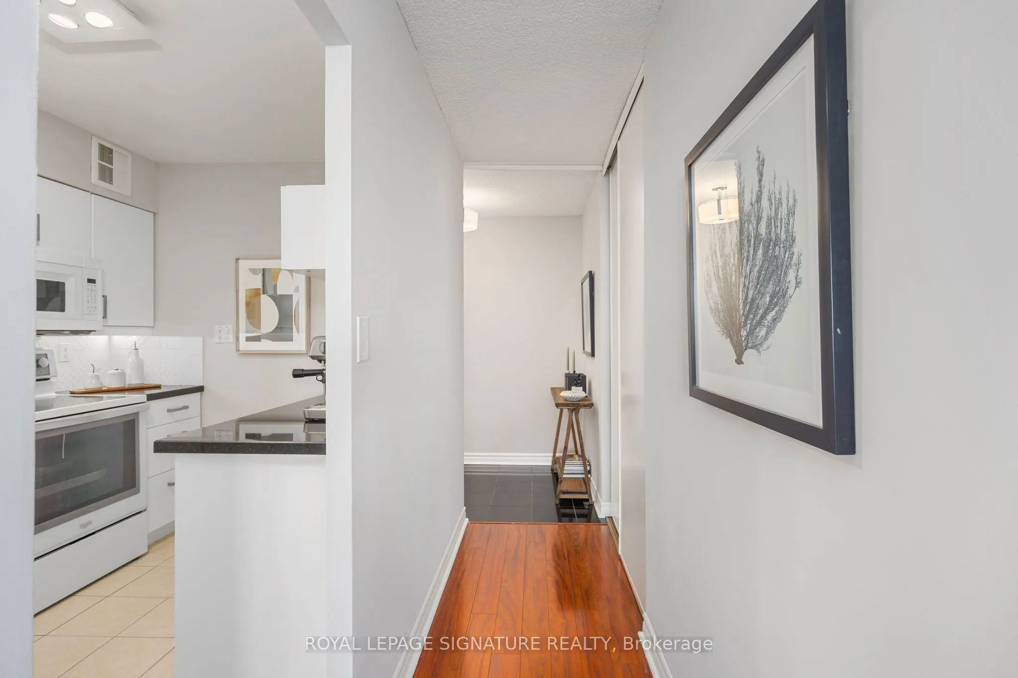 3300 Don Mills Road, #1107