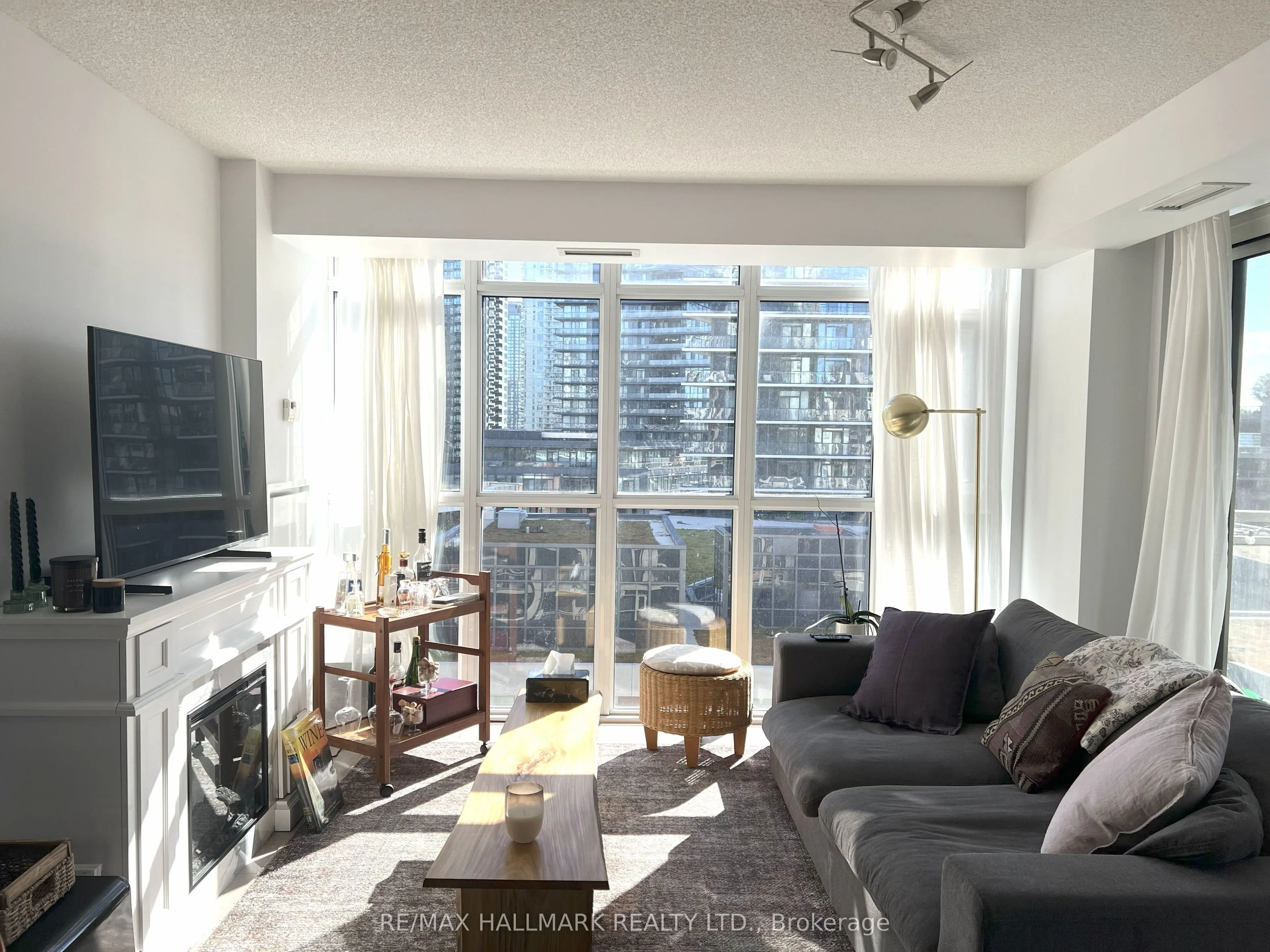 38 Grand Magazine Street, #1232