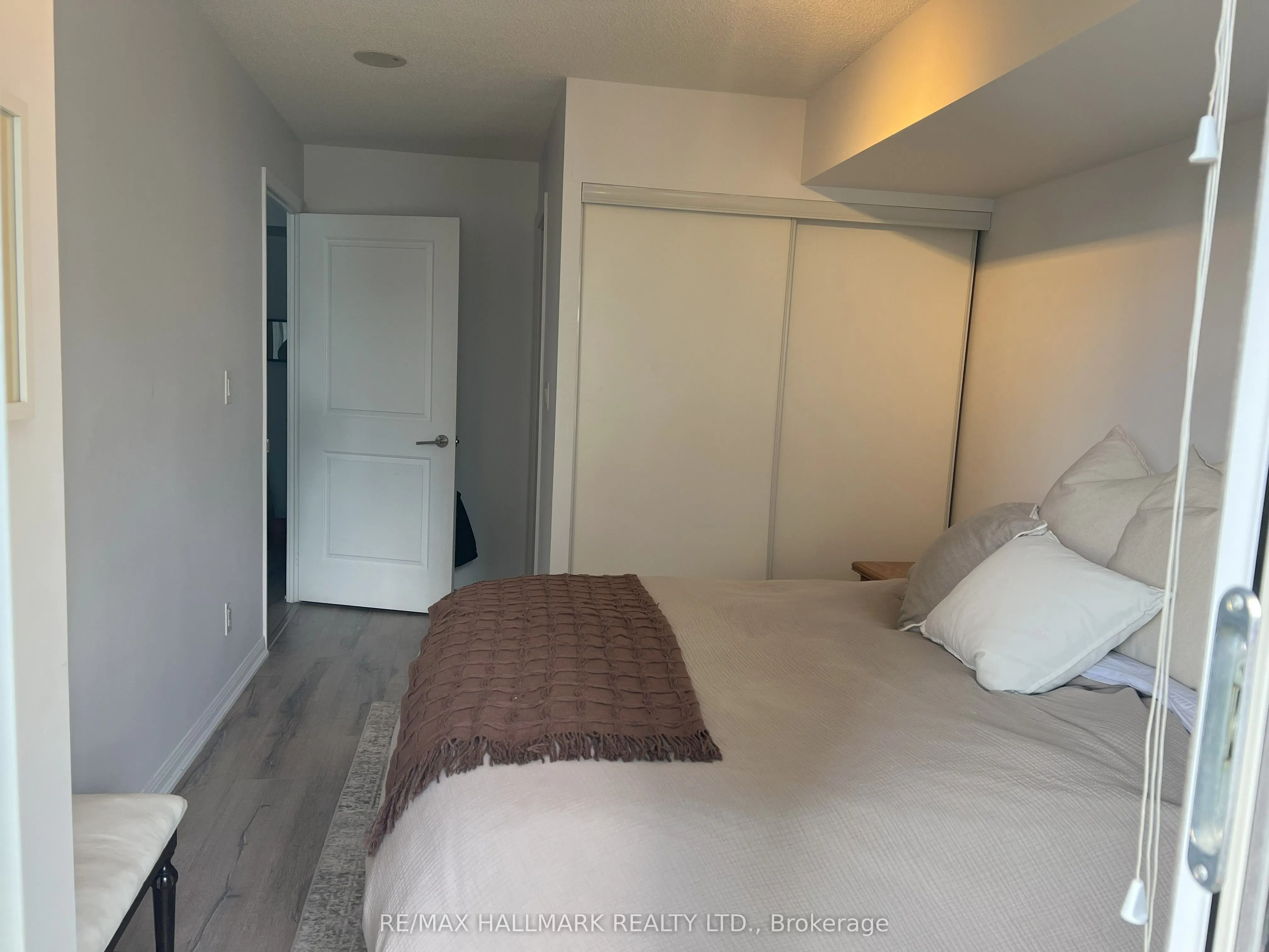 38 Grand Magazine Street, #1232