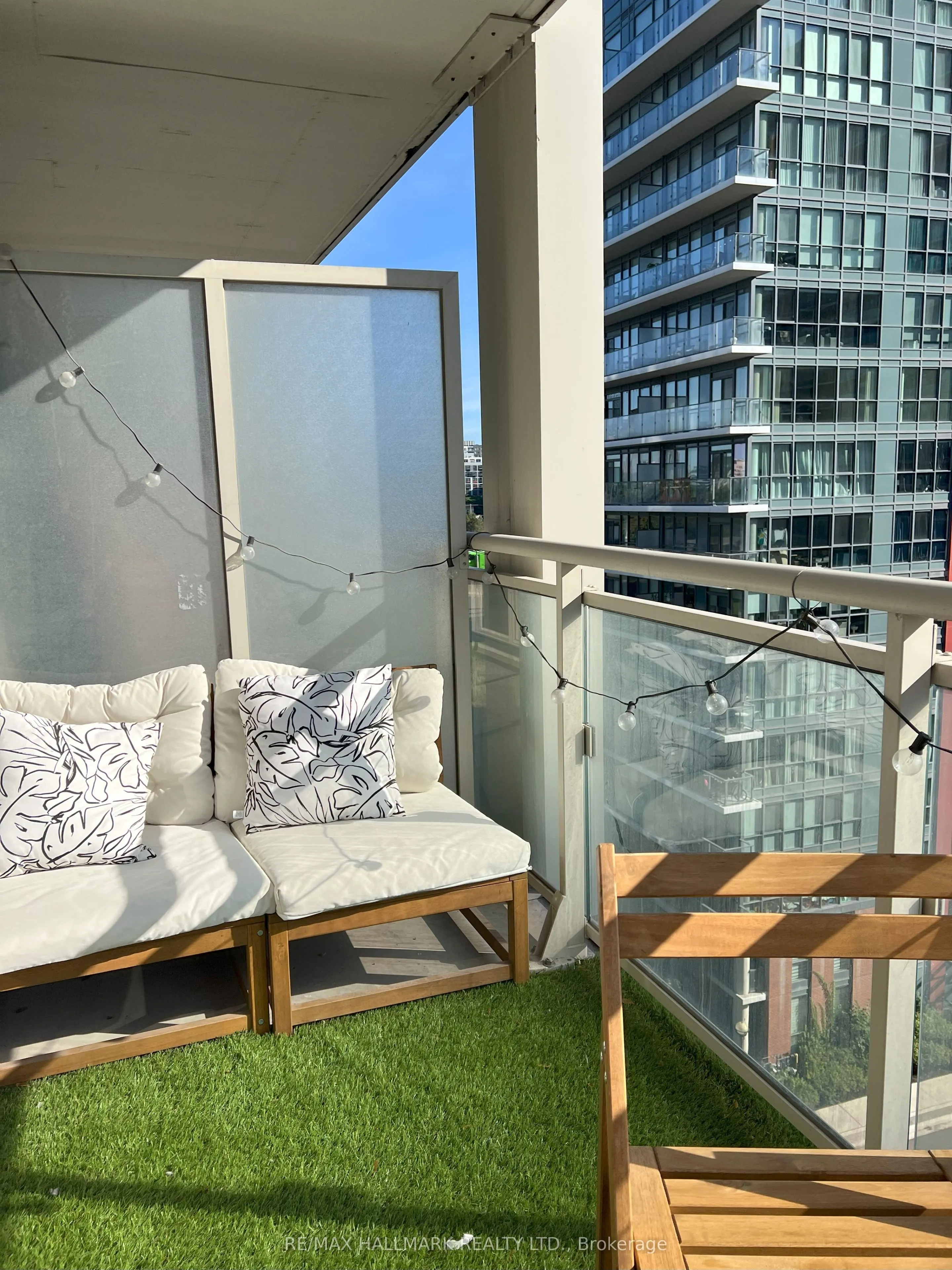 38 Grand Magazine Street, #1232
