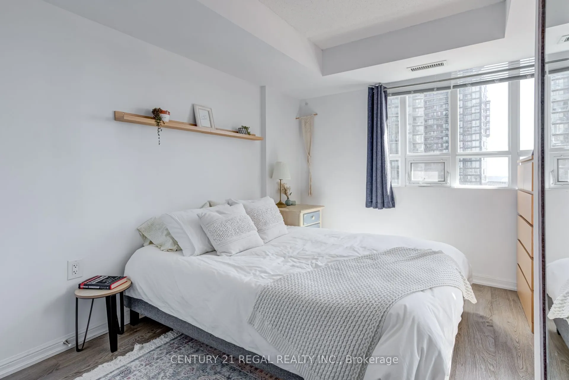 125 Western Battery Road, #1708