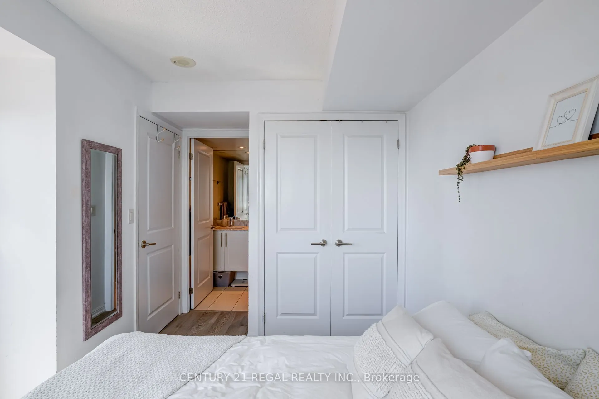 125 Western Battery Road, #1708
