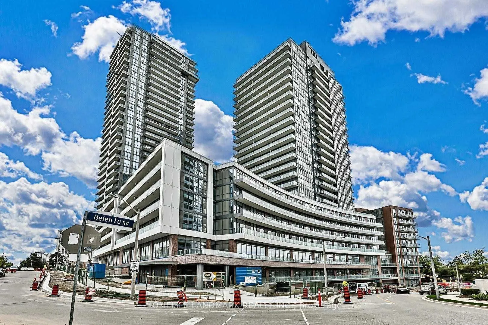 38 Forest Manor Road, #2103
