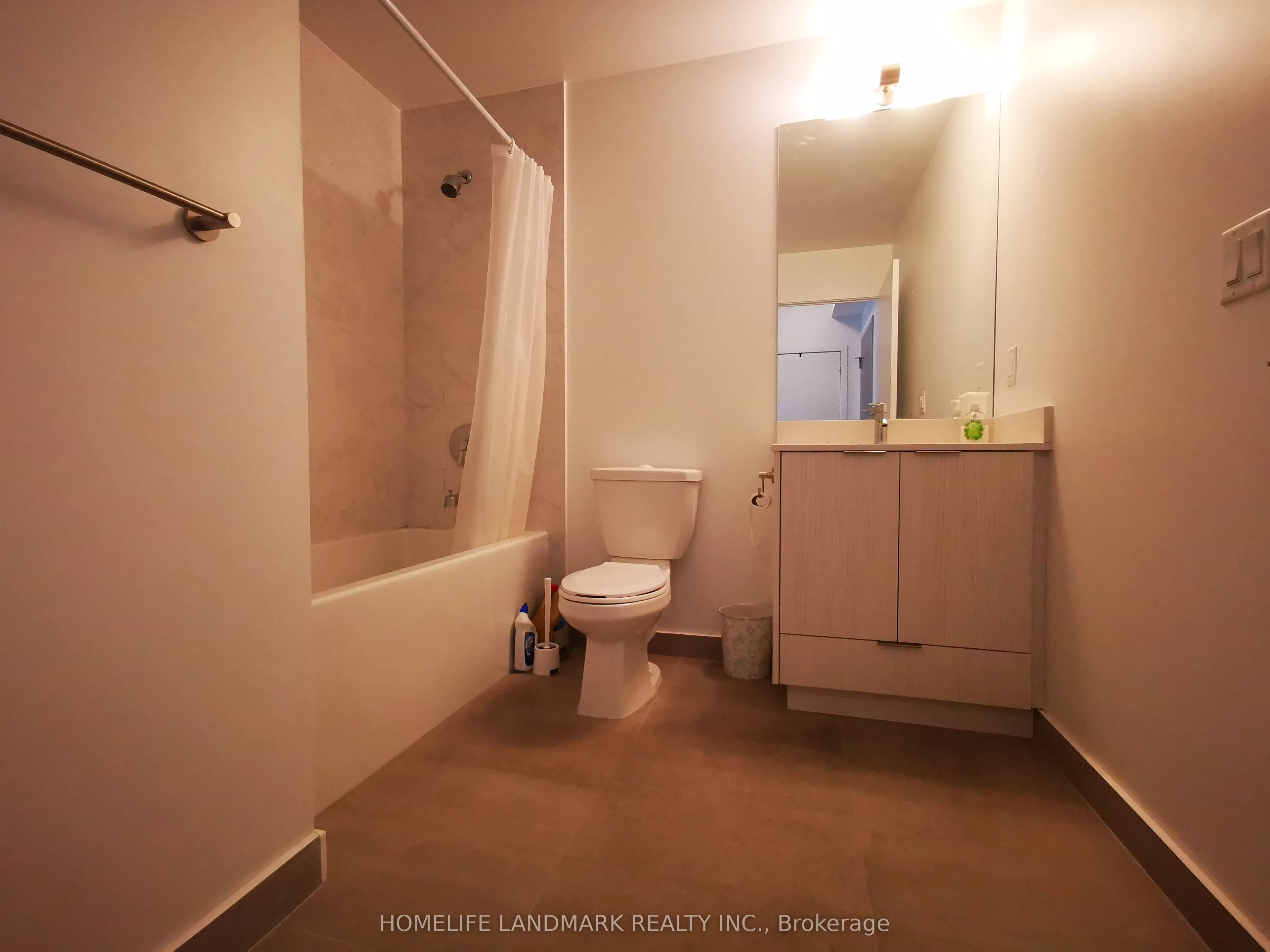 38 Forest Manor Road, #2103