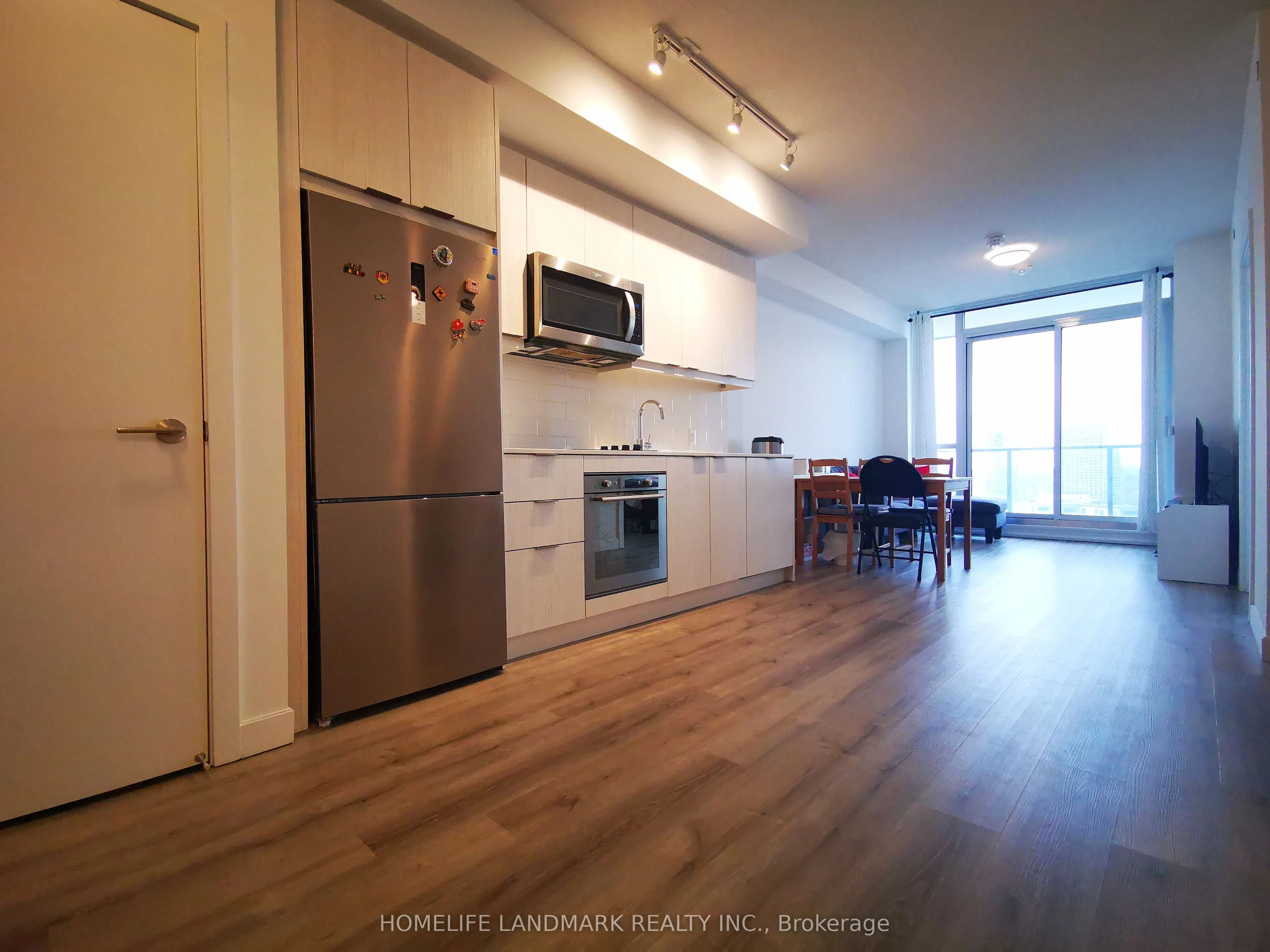 38 Forest Manor Road, #2103