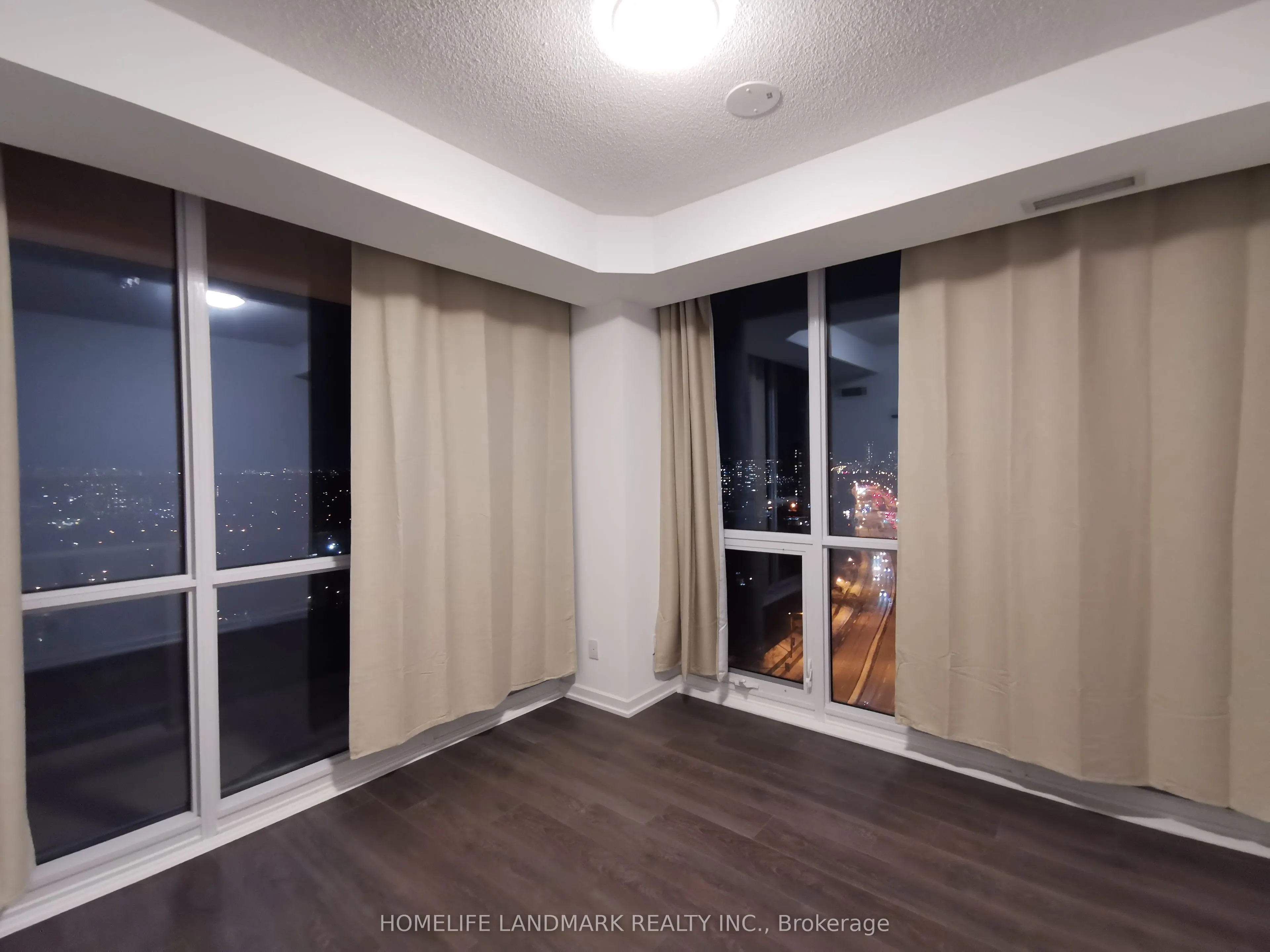 38 Forest Manor Road, #2103