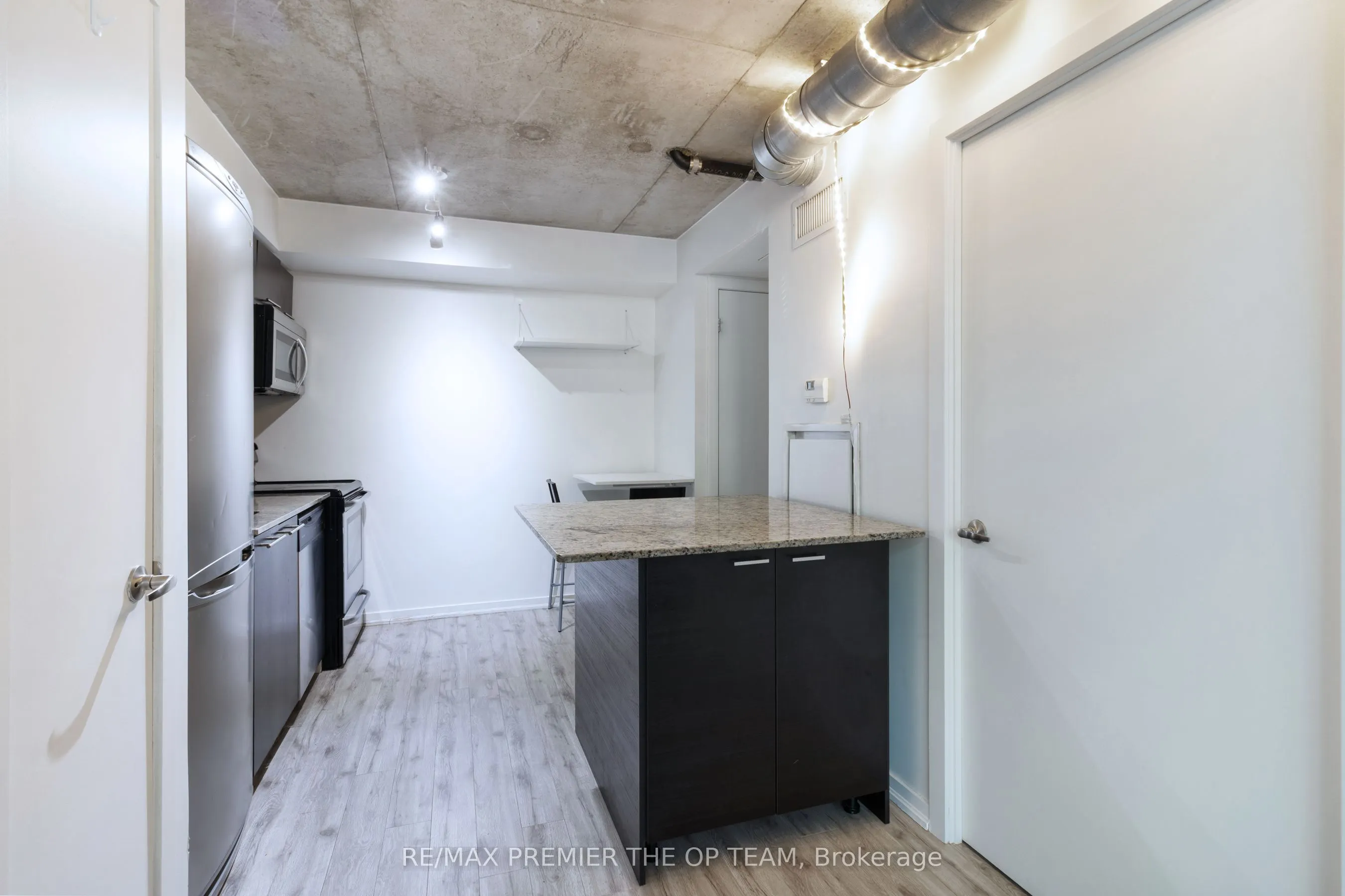 170 Sudbury Street, #105
