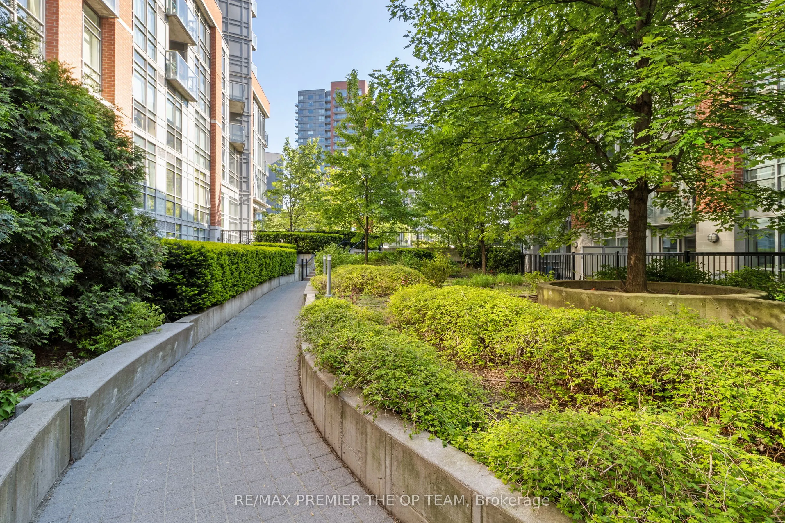 170 Sudbury Street, #105