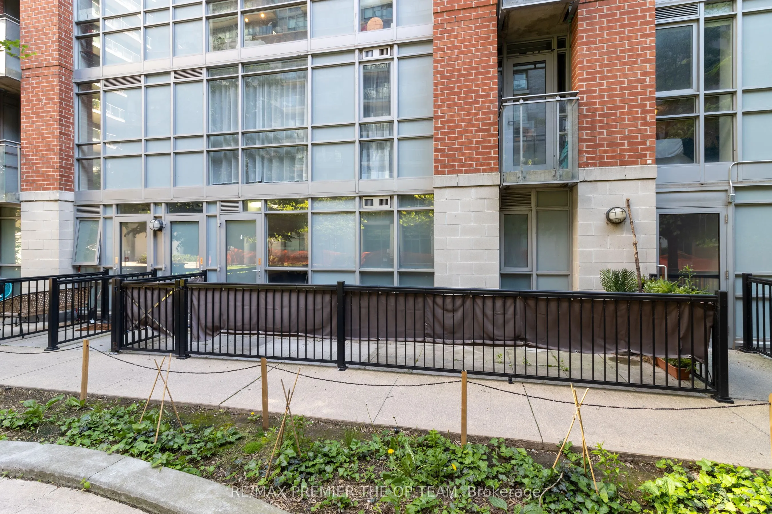 170 Sudbury Street, #105