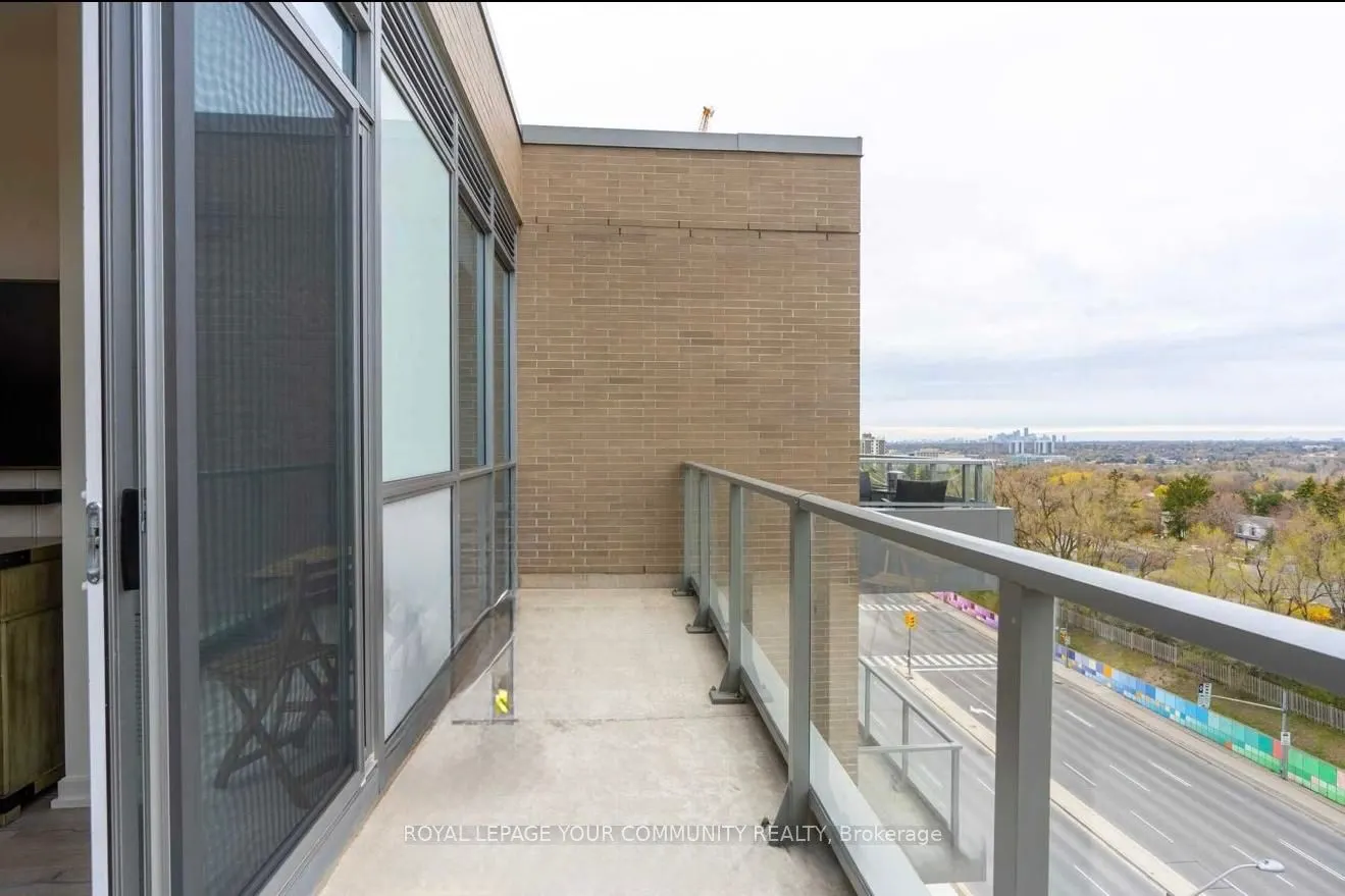 52 forest Manor, #325