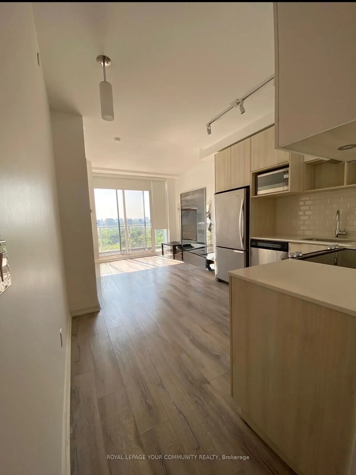 52 forest Manor, #325