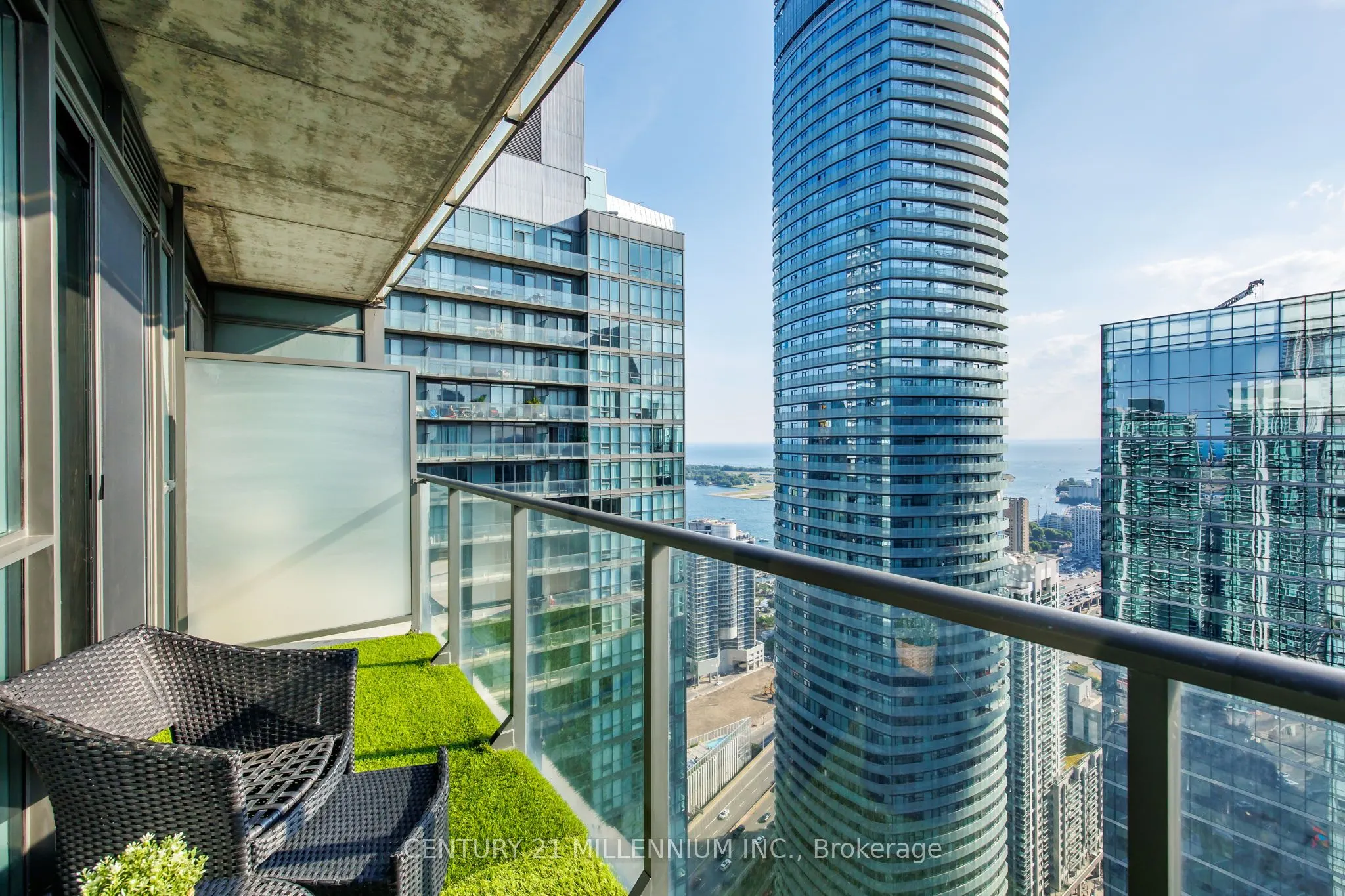 65 Bremner Boulevard W, #4503