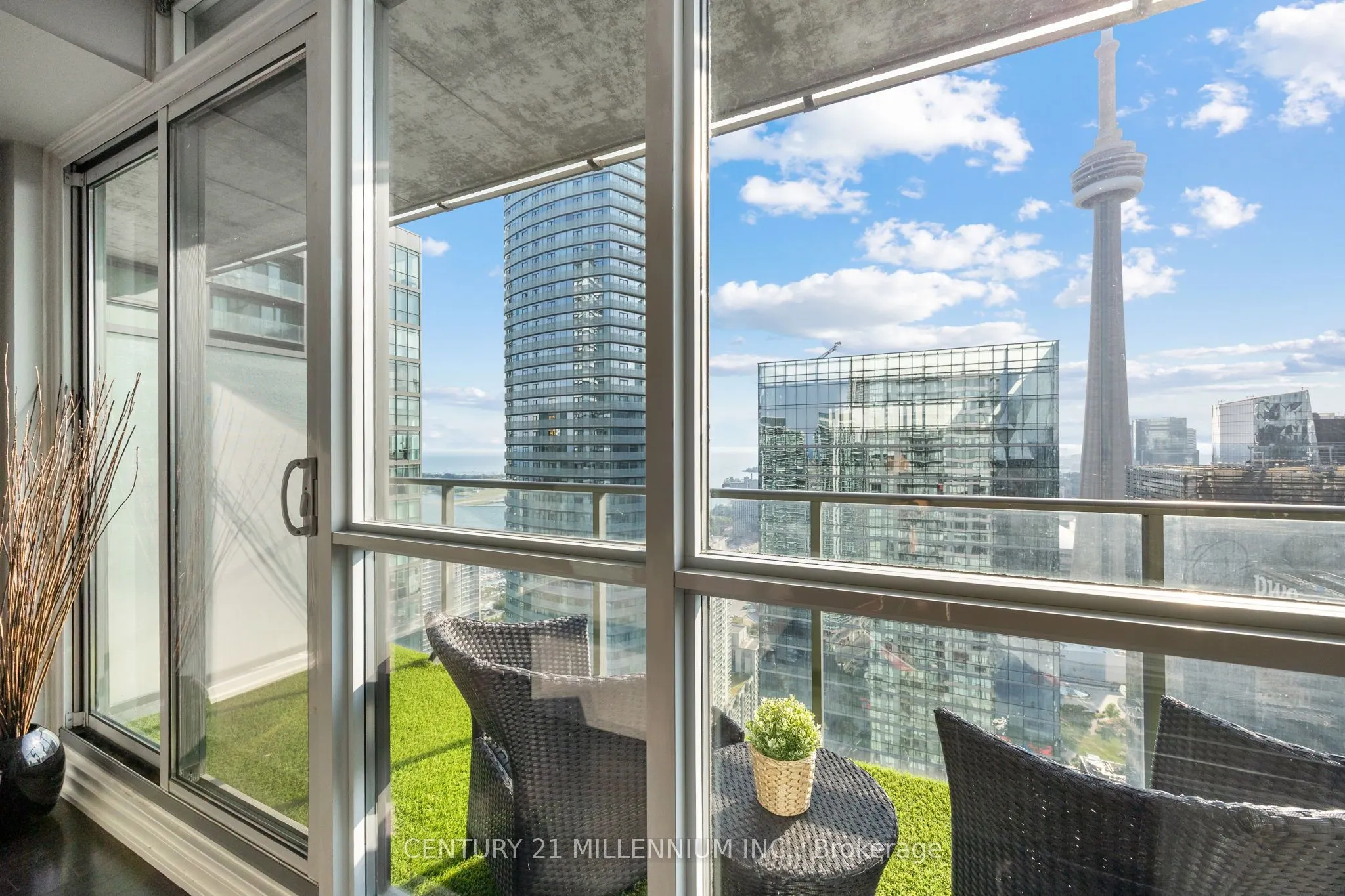 65 Bremner Boulevard W, #4503