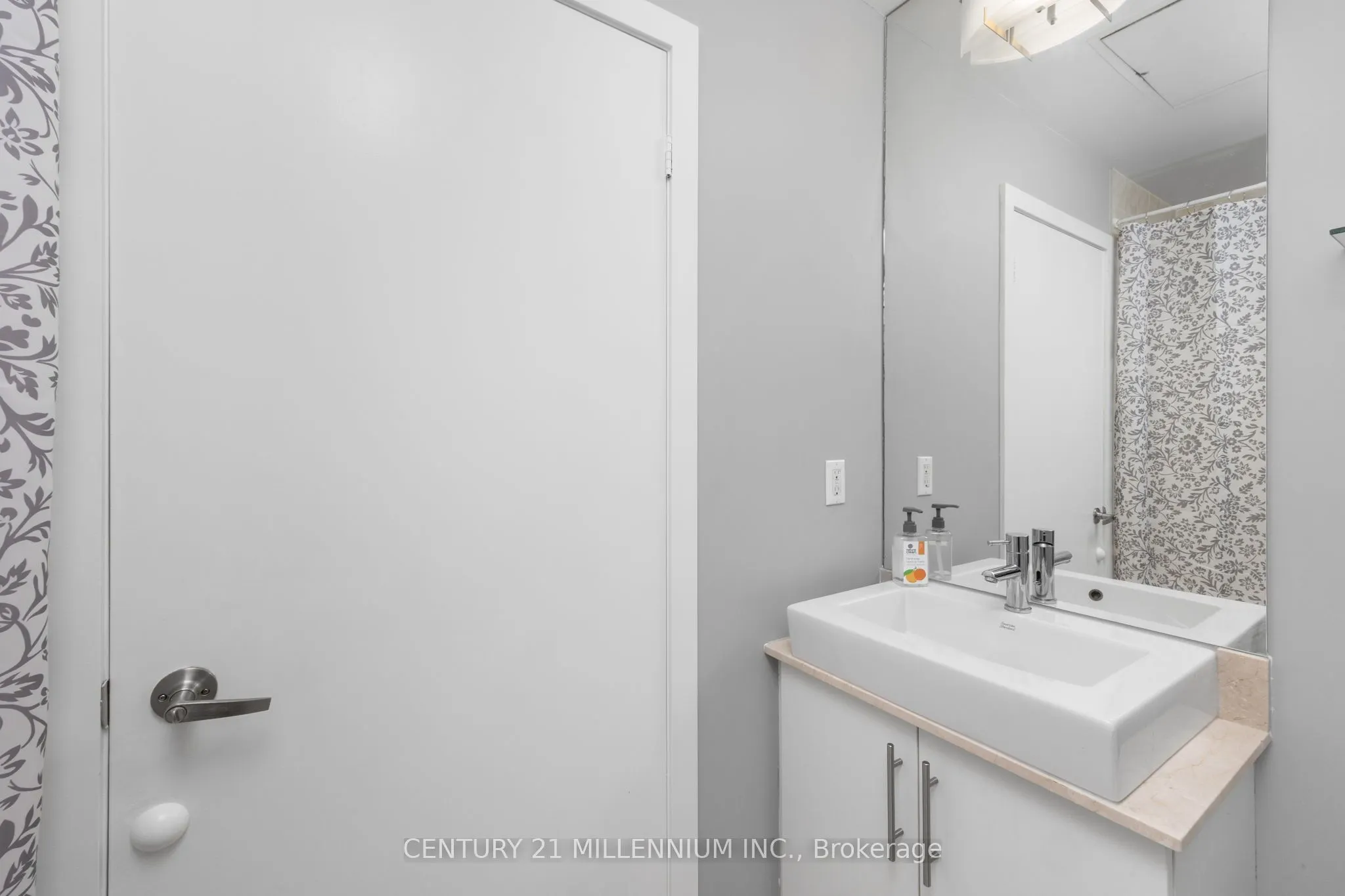 65 Bremner Boulevard W, #4503