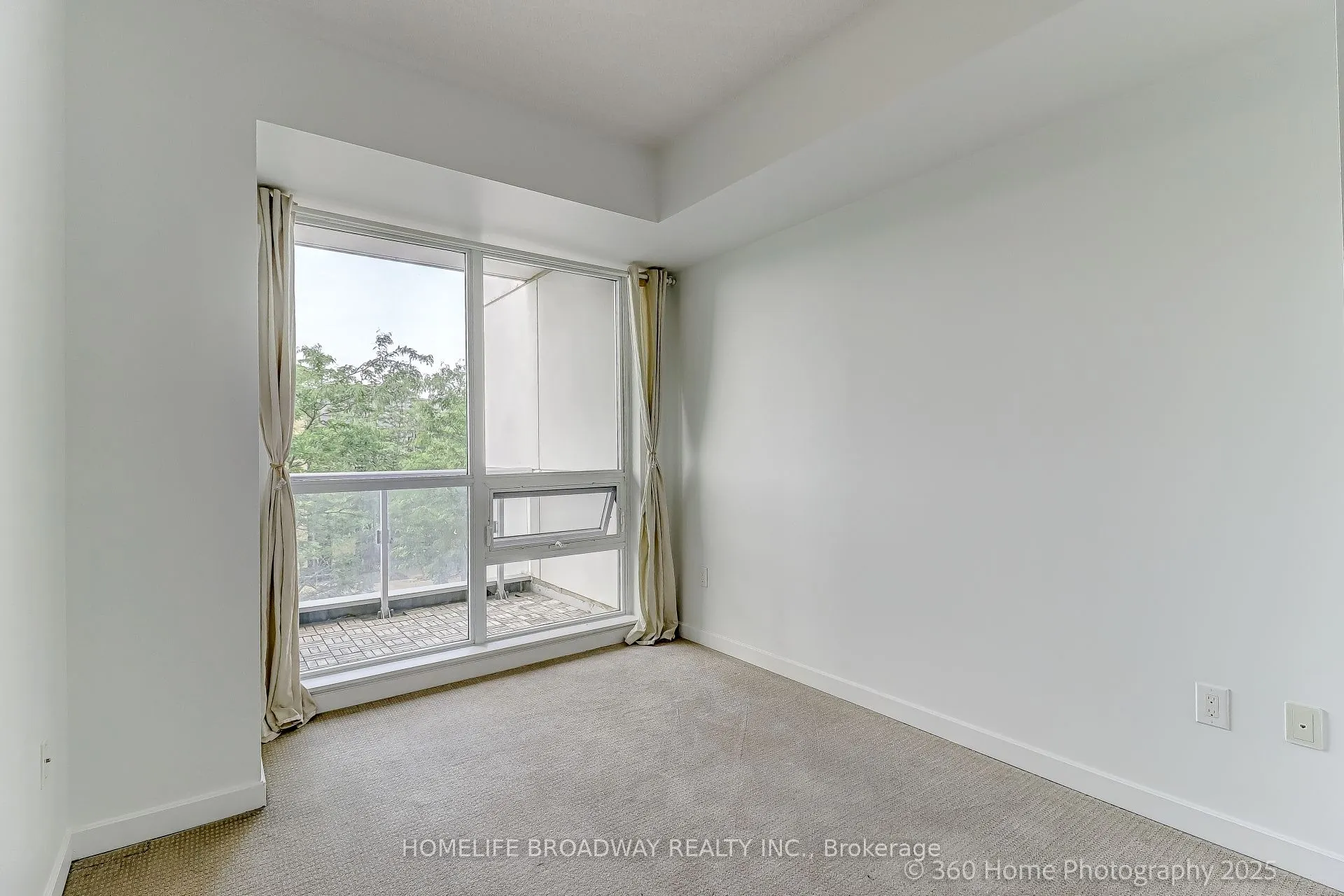 62 Forest Manor Road, #216