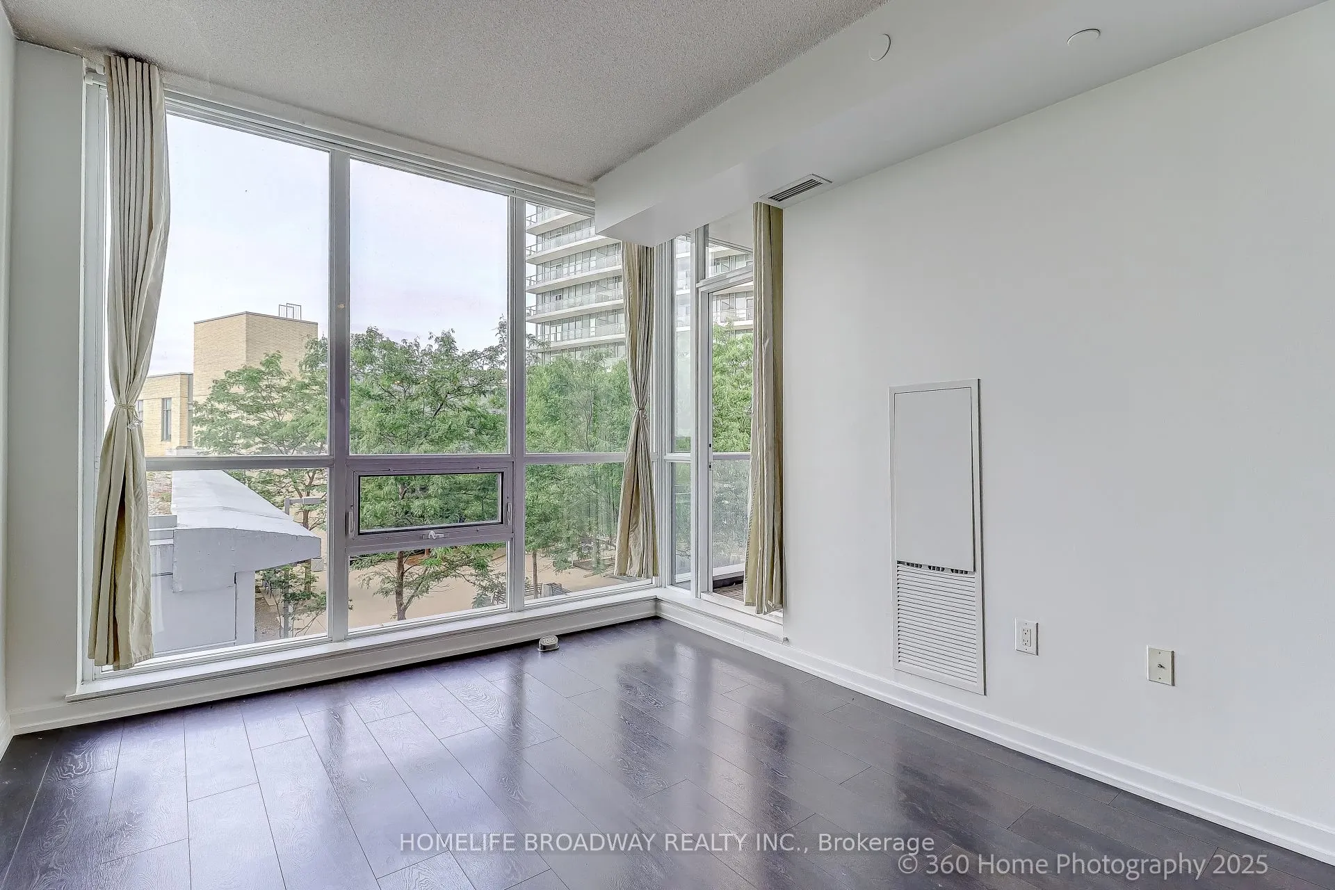 62 Forest Manor Road, #216