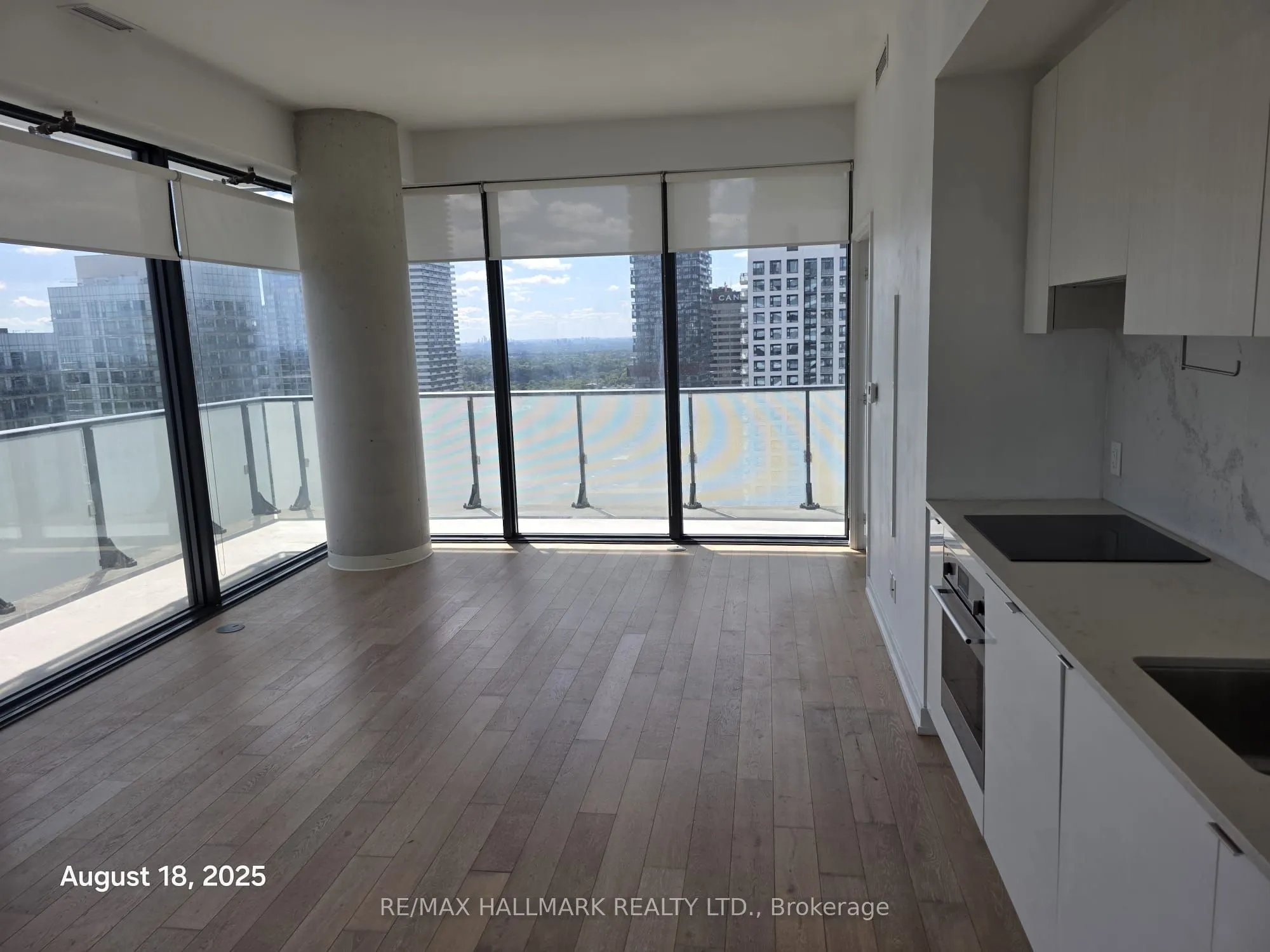 161 Roehampton Avenue, #3809