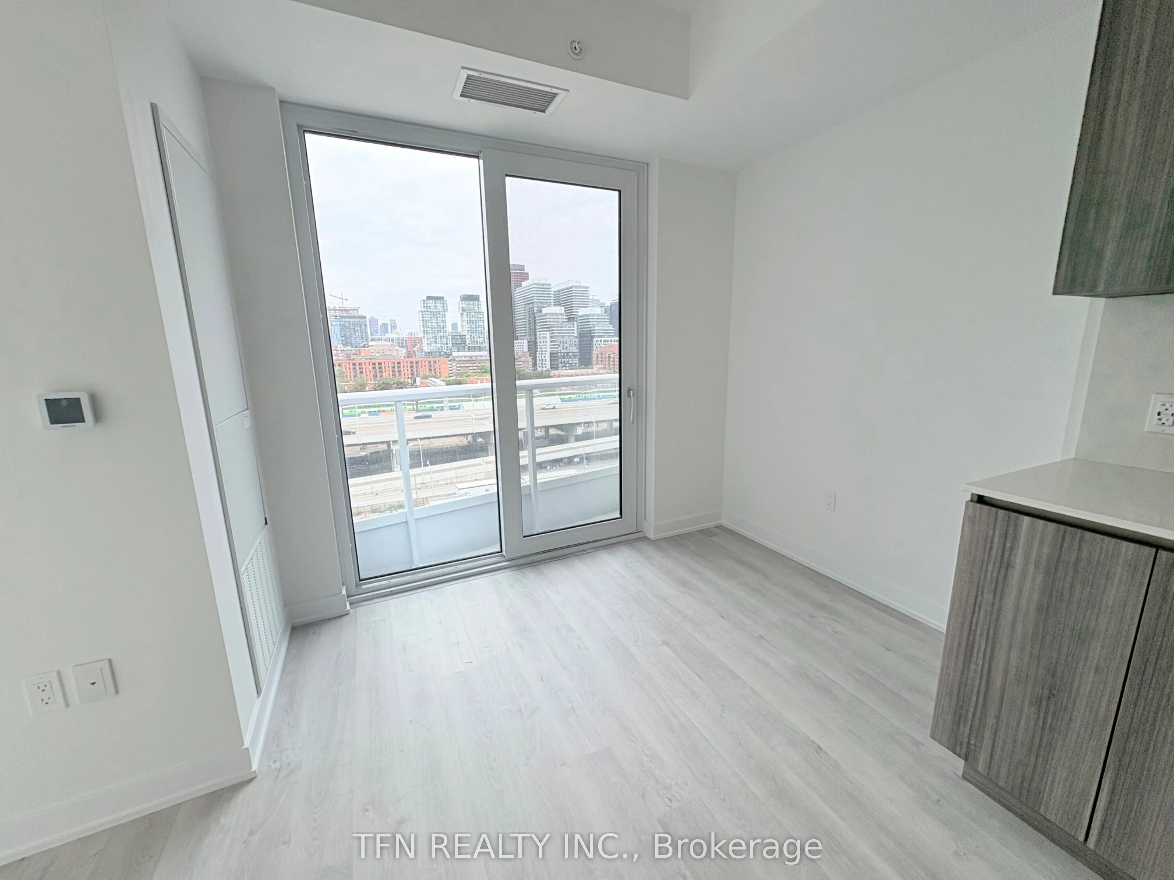 15 Richardson Street, #1002
