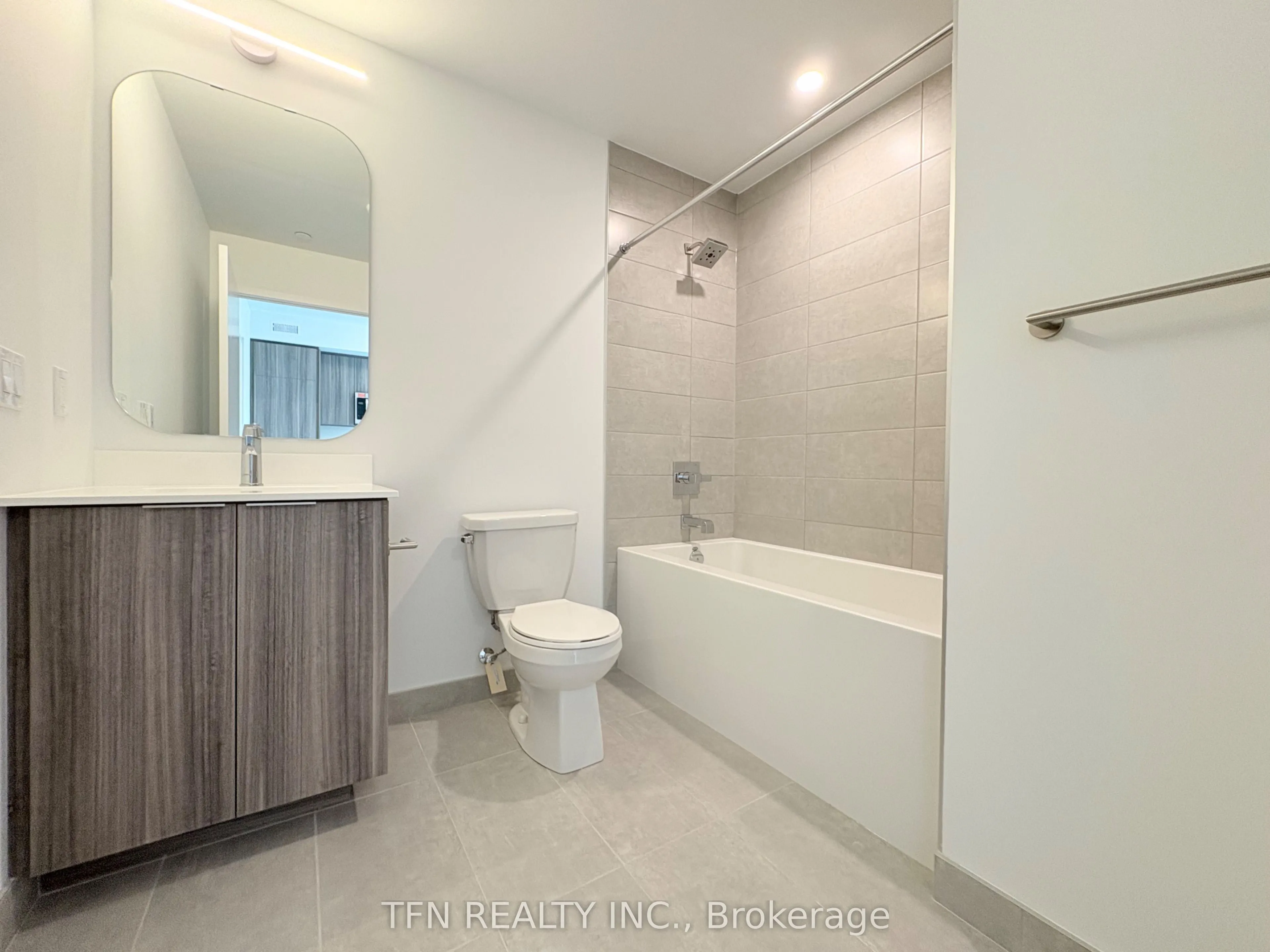 15 Richardson Street, #1002