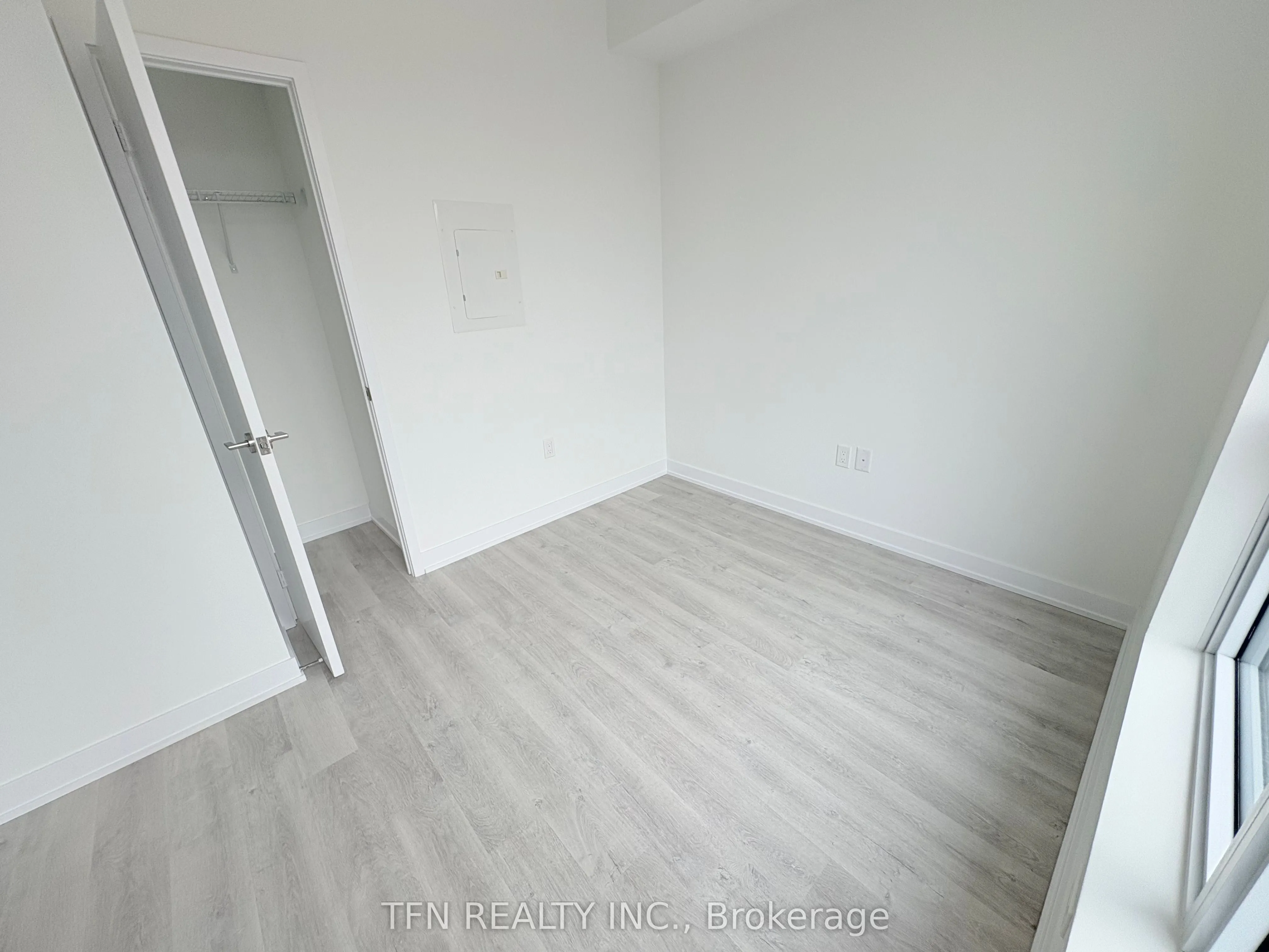 15 Richardson Street, #1002