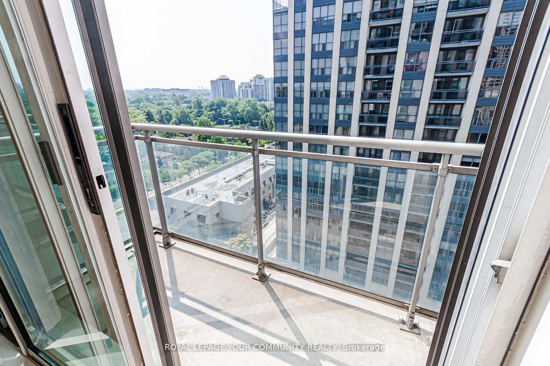 188 Doris Avenue, #1214